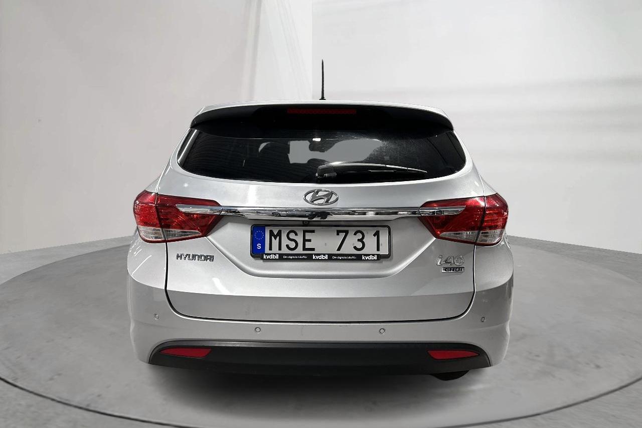 Hyundai i40 1.7 CRDi Kombi (136hk) - 179 400 km - Automatic - silver - 2012