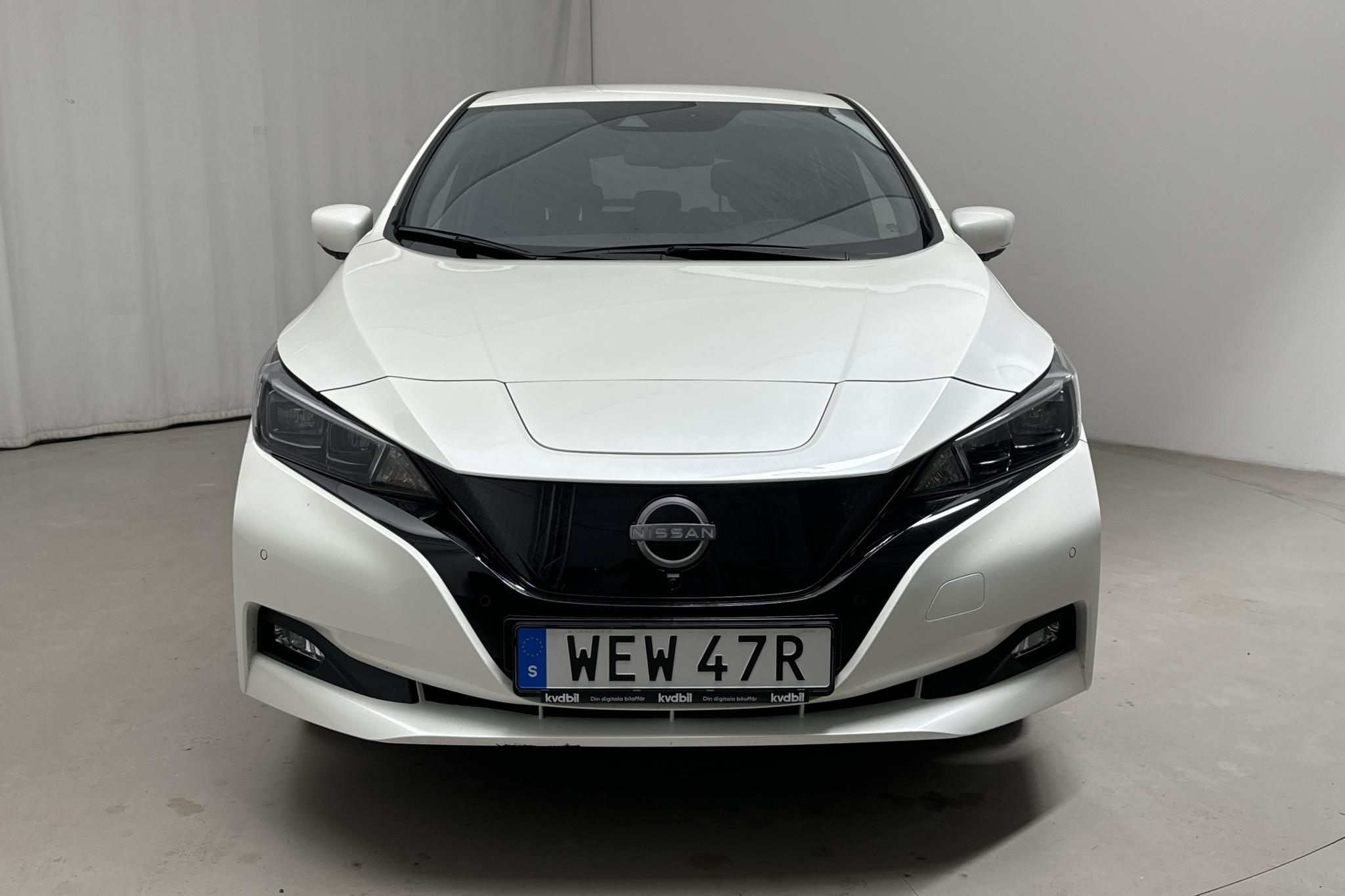 Nissan LEAF 5dr 59 kWh (214hk) - 1 168 mil - Automat - vit - 2023