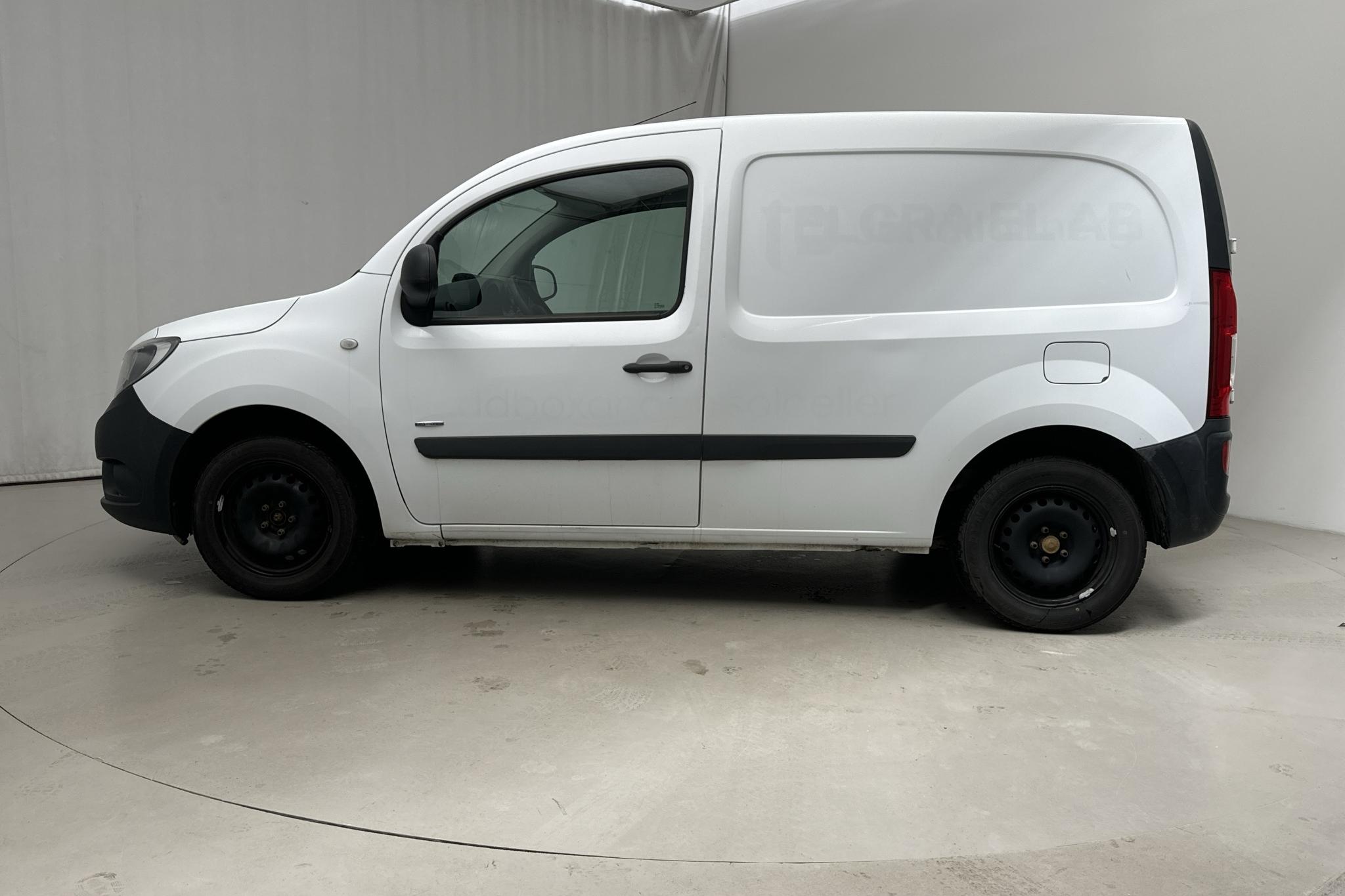 Mercedes Citan 109 1.5 CDI (90hk) - 150 750 km - Manualna - biały - 2017