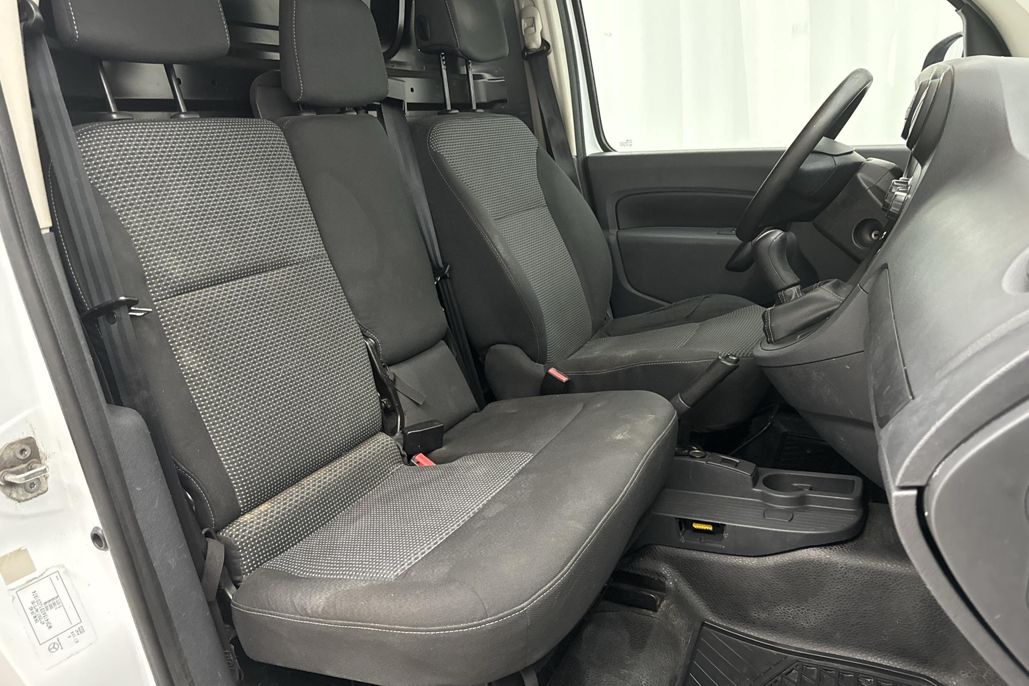 Mercedes Citan 109 1.5 CDI (90hk) - 150 750 km - Manualna - biały - 2017