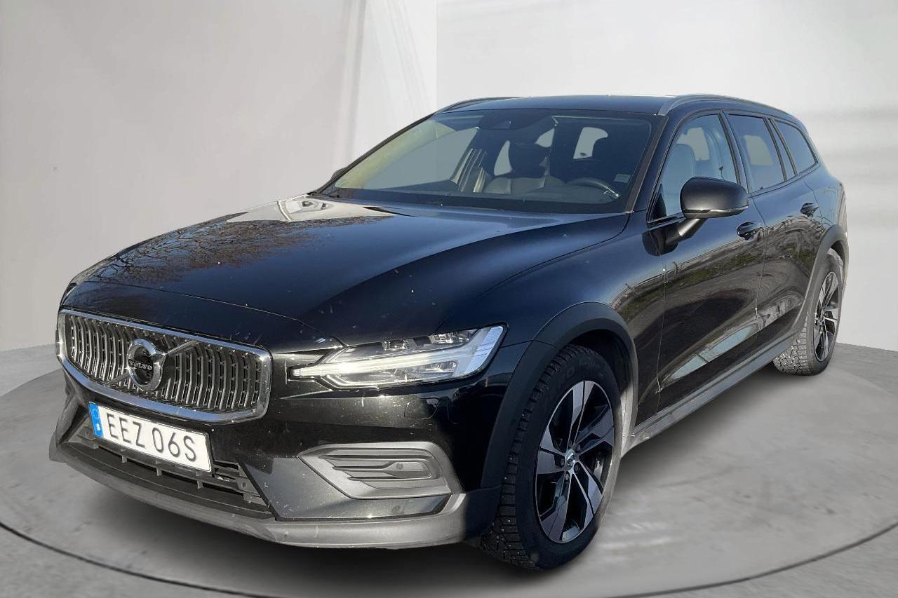 Volvo V60 B4 Cross Country AWD Mildhybrid, Diesel (197hk) - 11 404 mil - Automat - svart - 2022