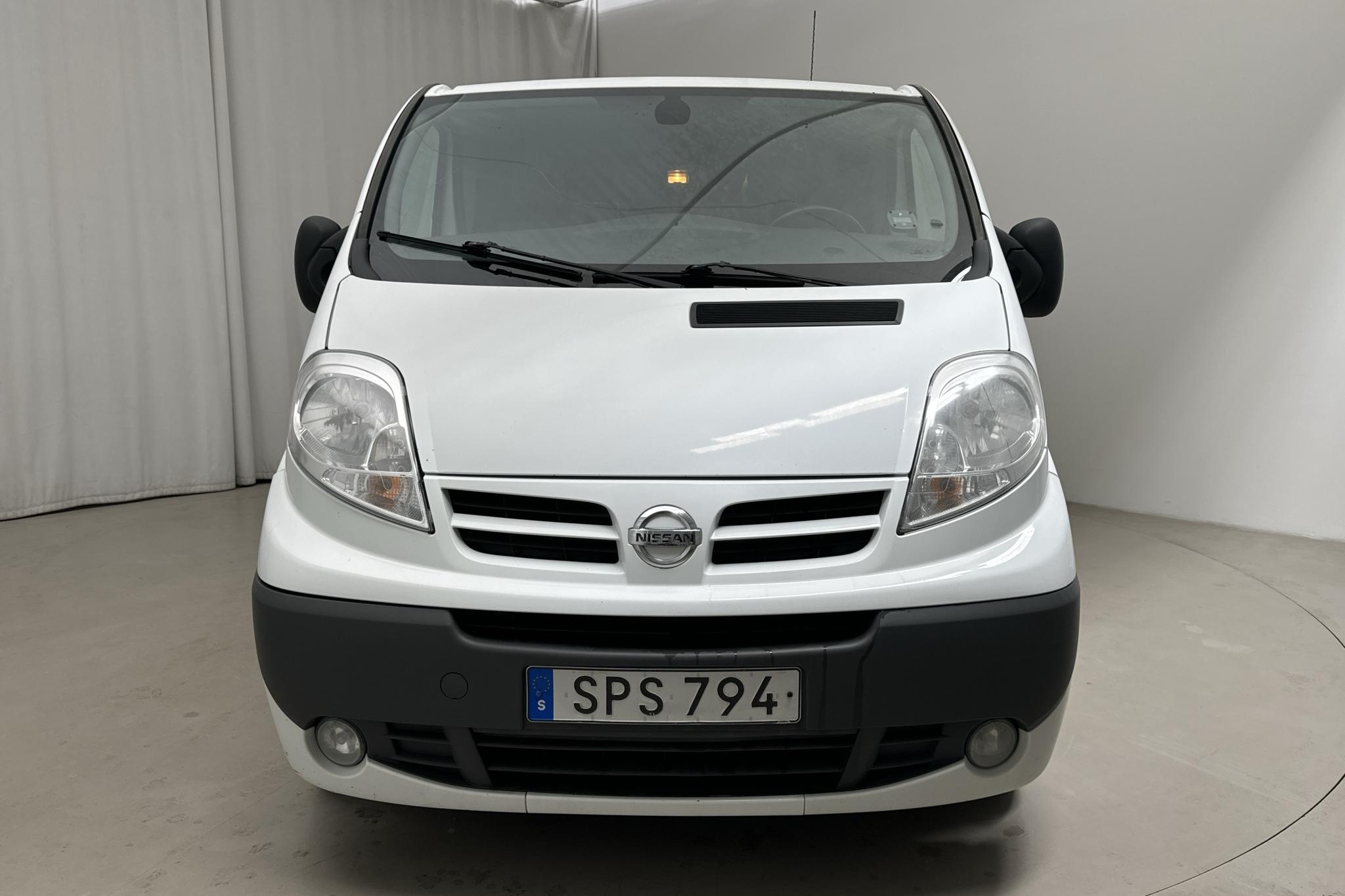 Nissan Primastar 2.0 dCi (114hk) - 19 387 mil - Manuell - vit - 2014