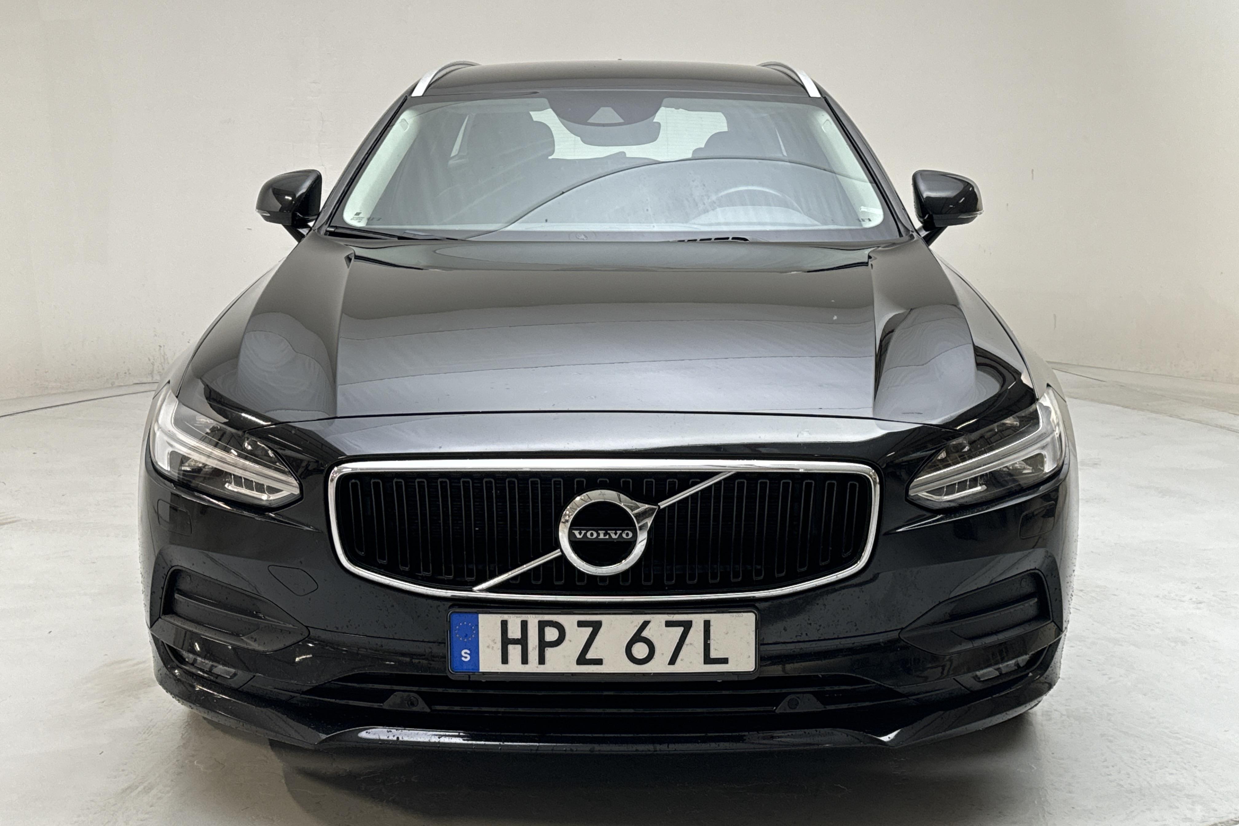 Volvo V90 D4 (190hk) - 9 212 mil - Automat - svart - 2020