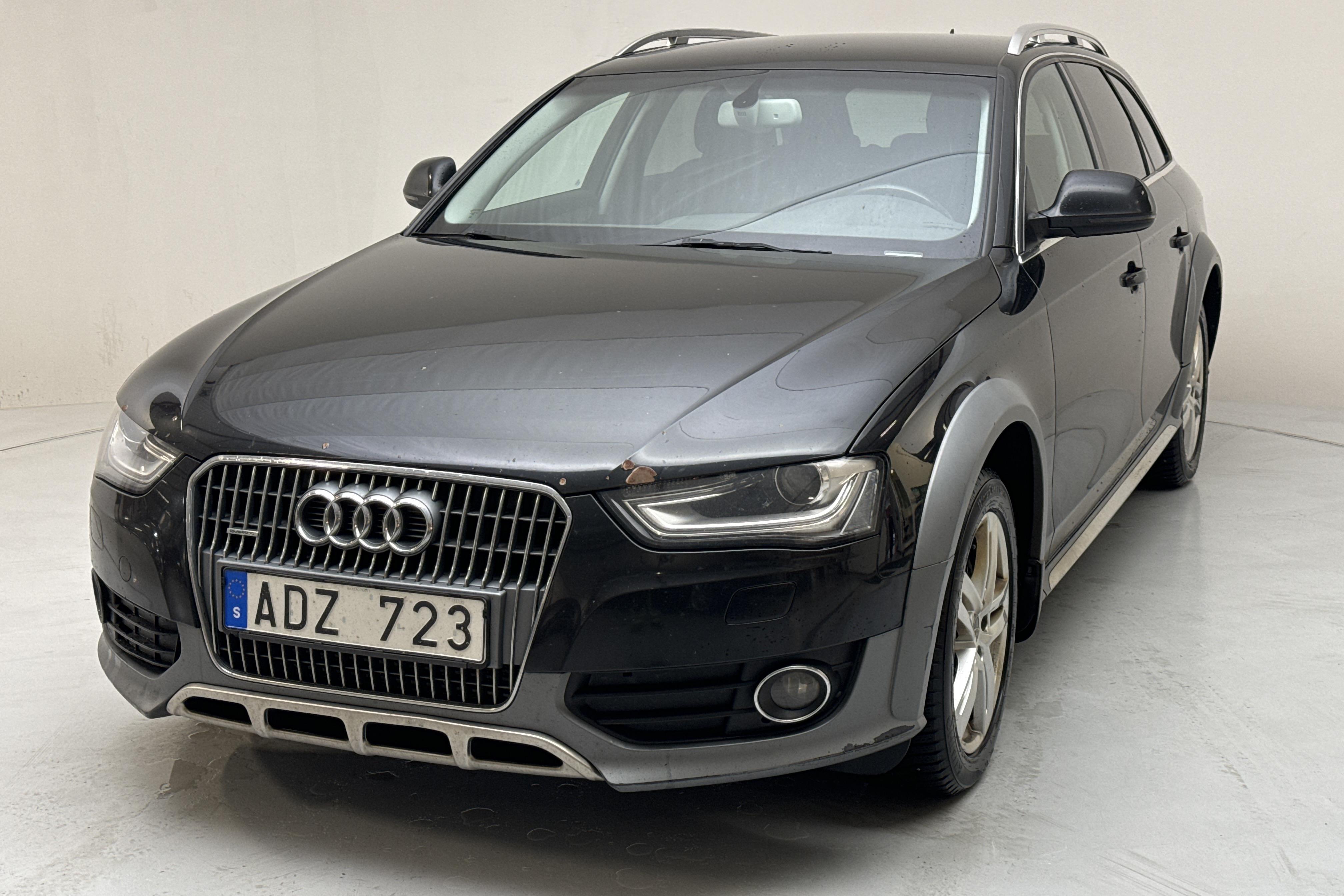 Audi A4 Allroad 2.0 TDI Avant quattro (177hk) - 212 300 km - Automatic - black - 2014