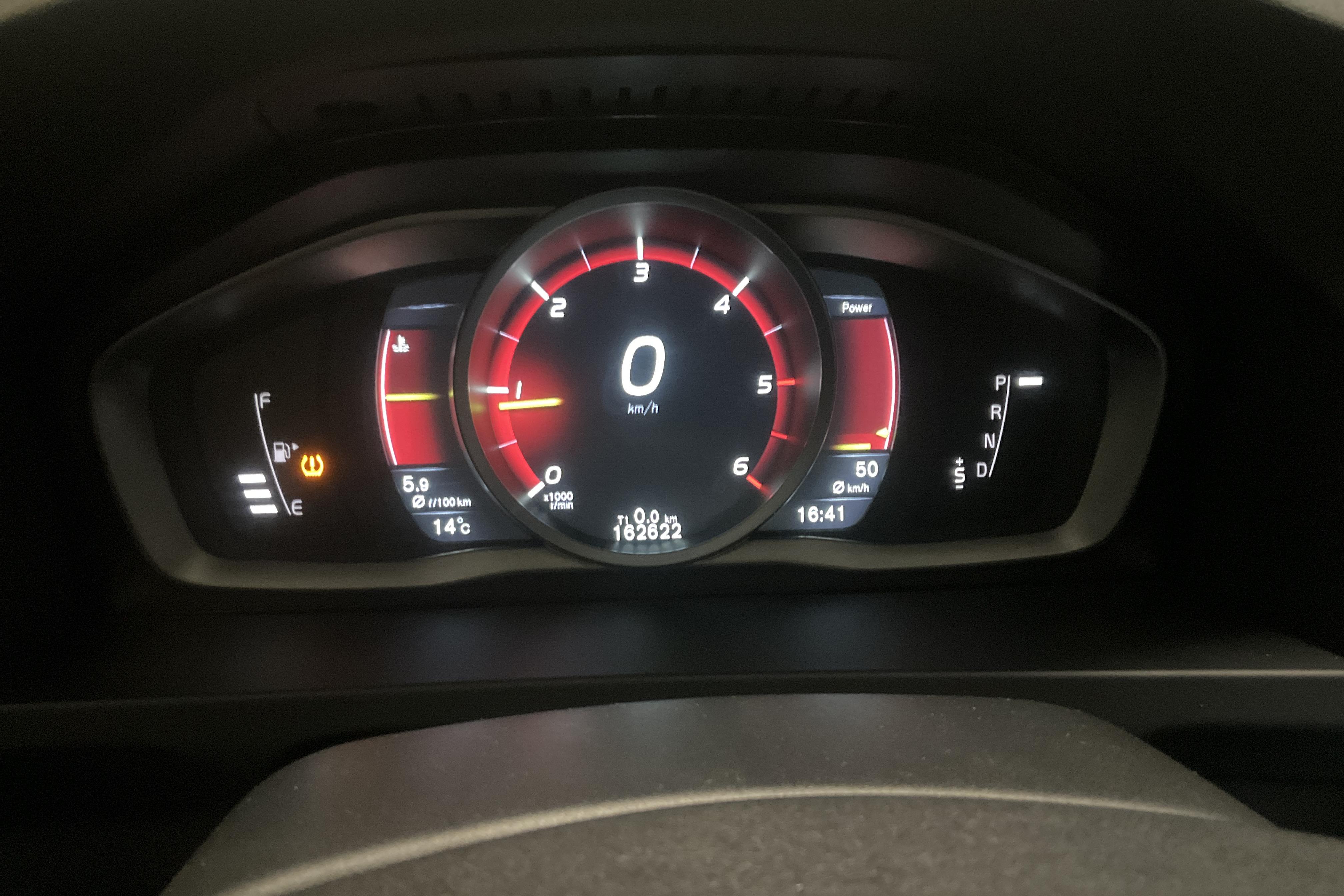 Volvo V60 D3 (150hk) - 162 590 km - Automatyczna - biały - 2016