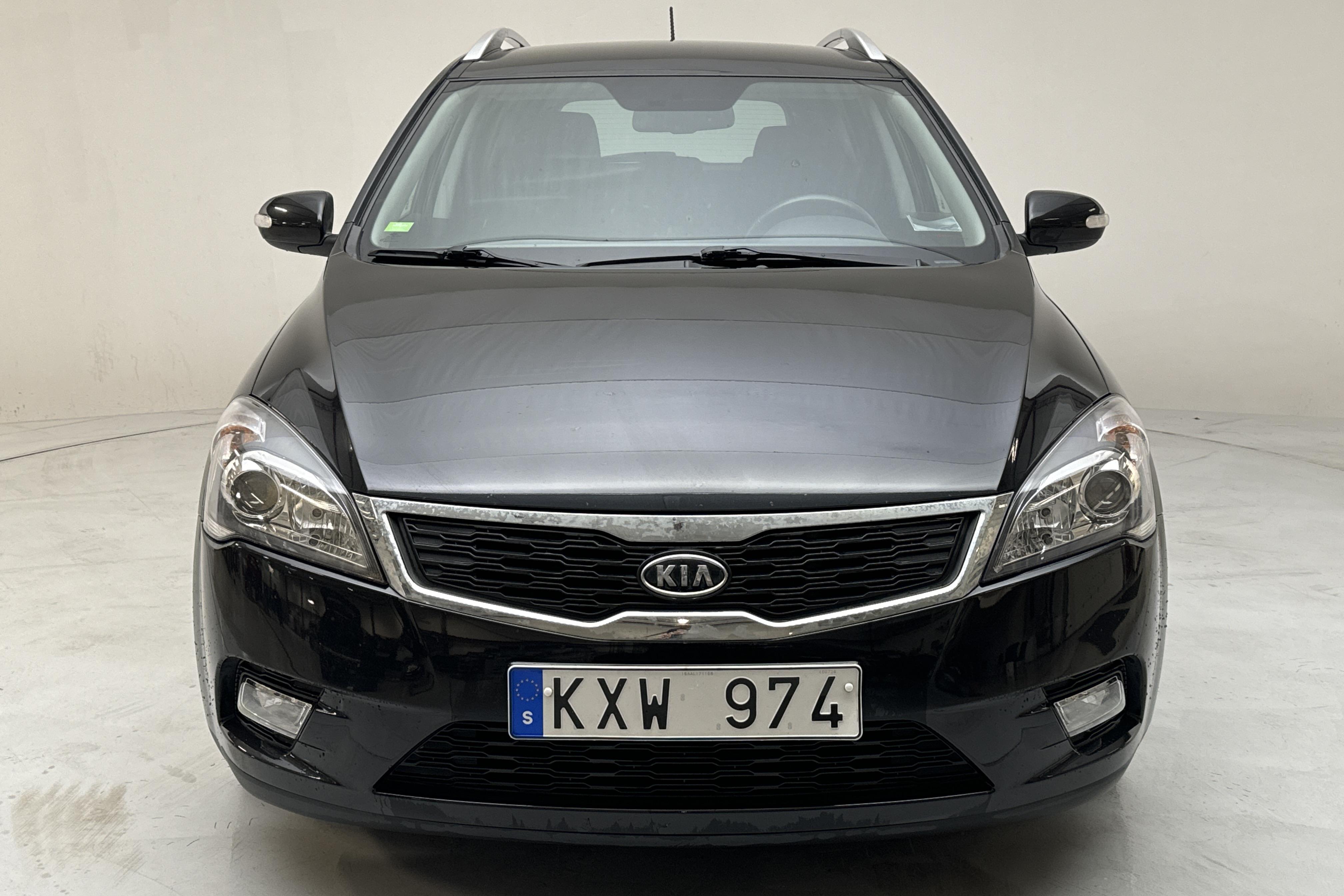 Kia CEED 1,6 CRDI ECO SW - 7 395 mil - Manuell - svart - 2010