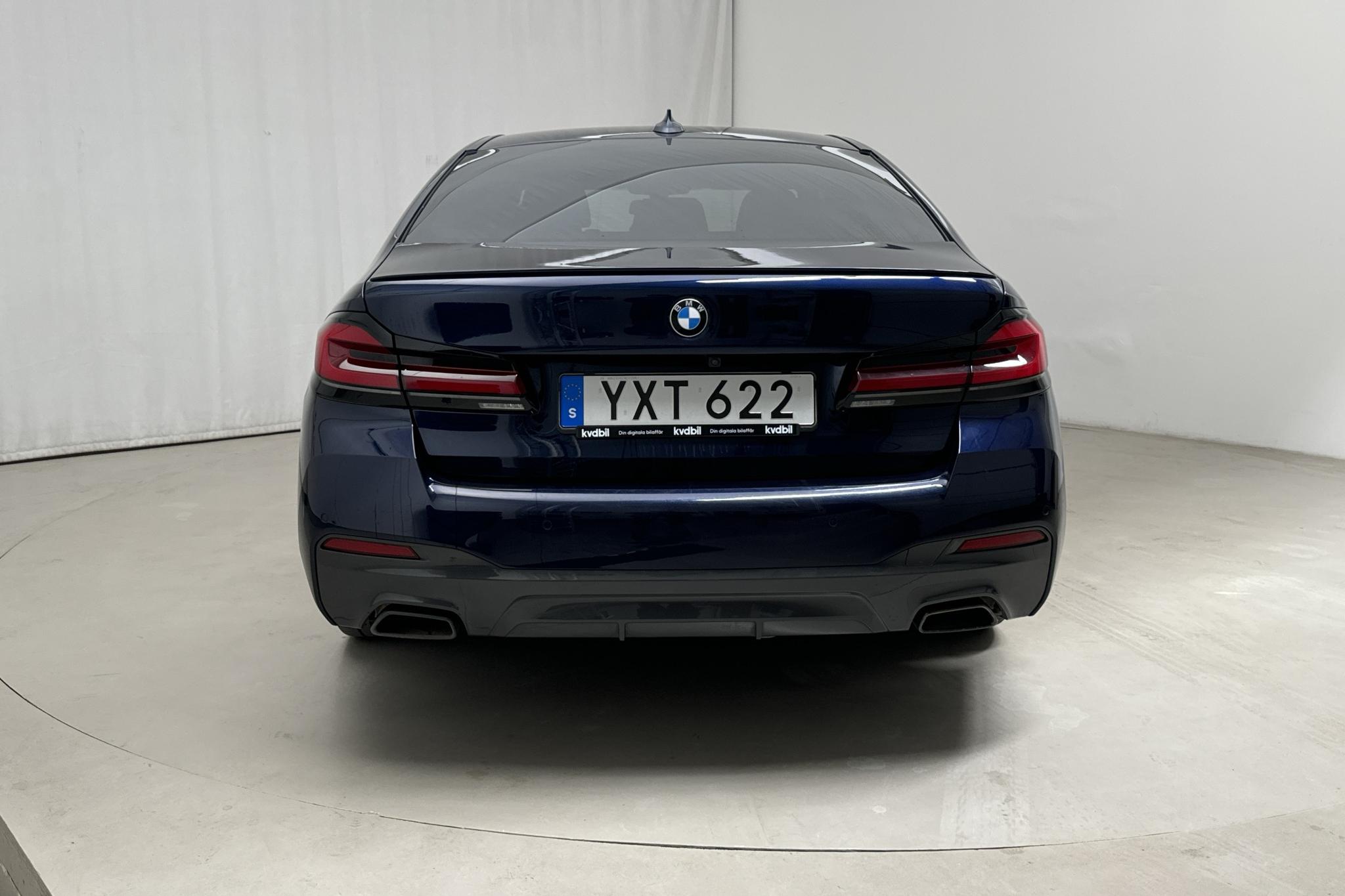 BMW 545e xDrive Sedan, G30 LCI (394hk) - 74 040 km - Automatic - blue - 2021