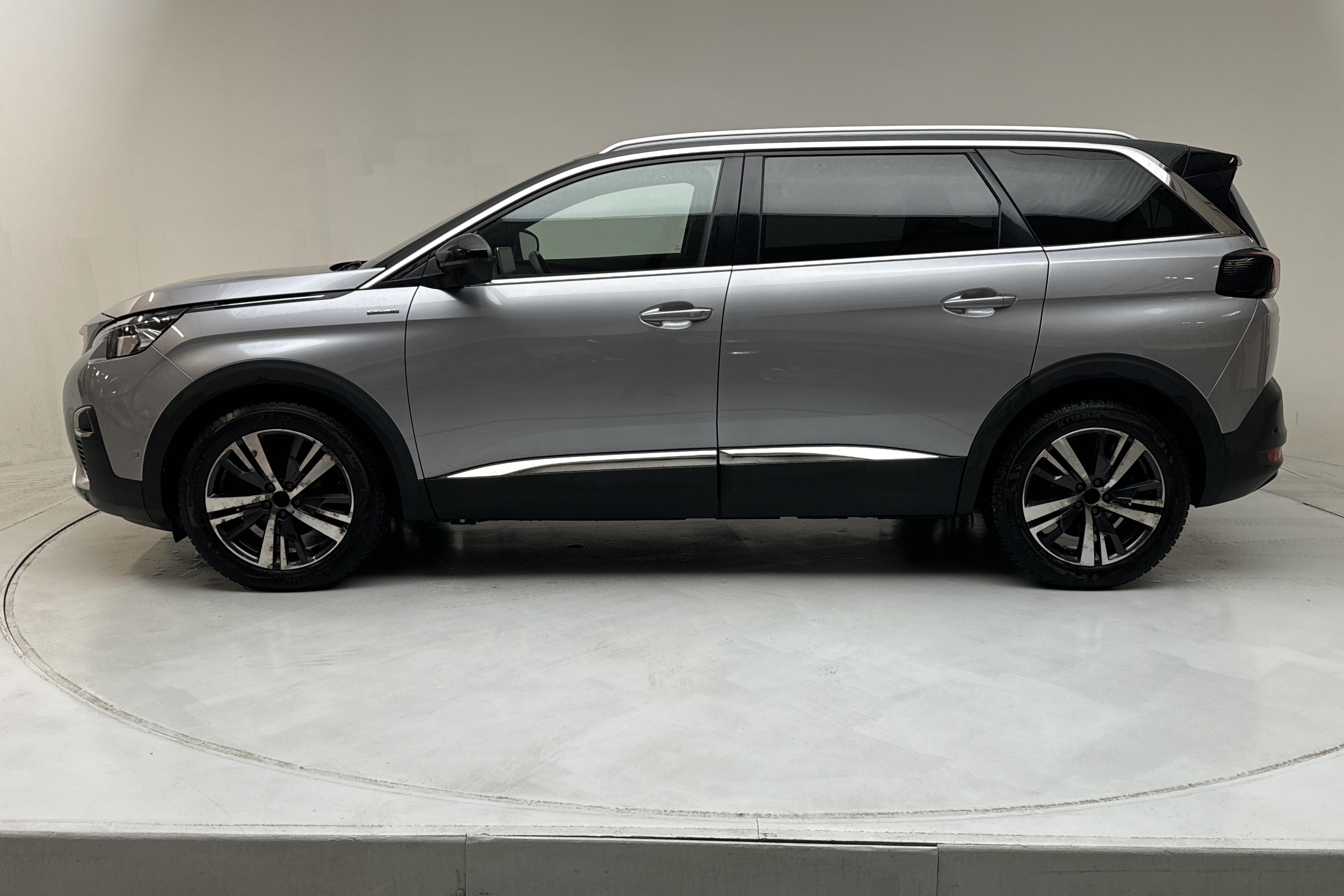 Peugeot 5008 1.6 PureTech (180hk) - 122 540 km - Automatyczna - szary - 2020