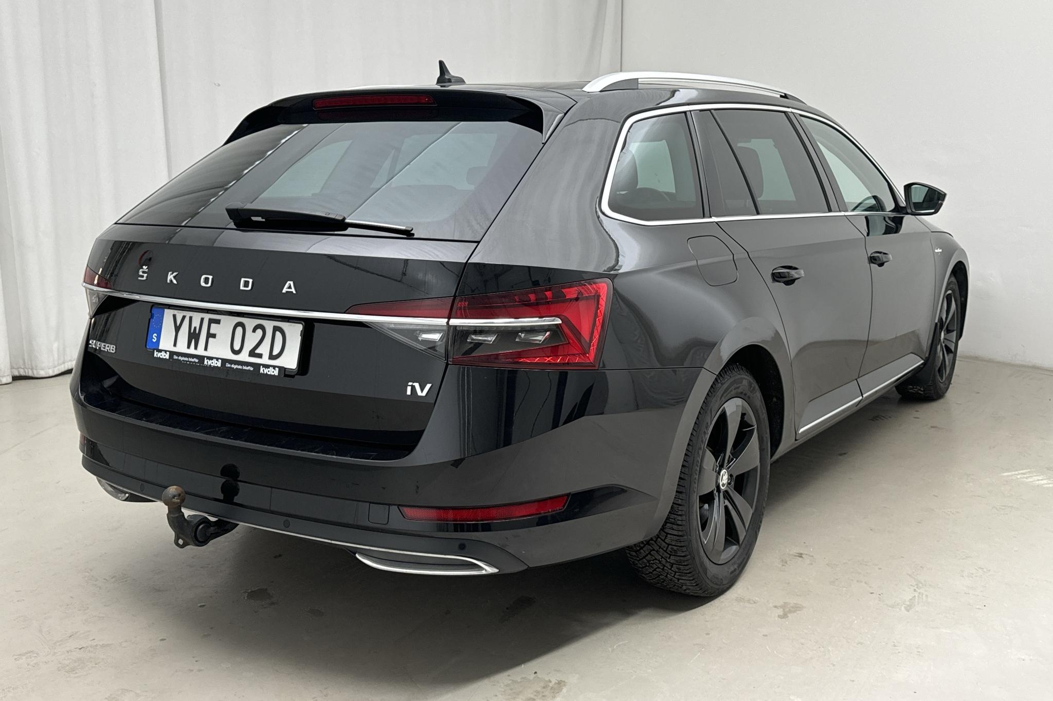 Skoda Superb 1.4 TSI PHEV Kombi (218hk) - 88 000 km - Automatic - black - 2022