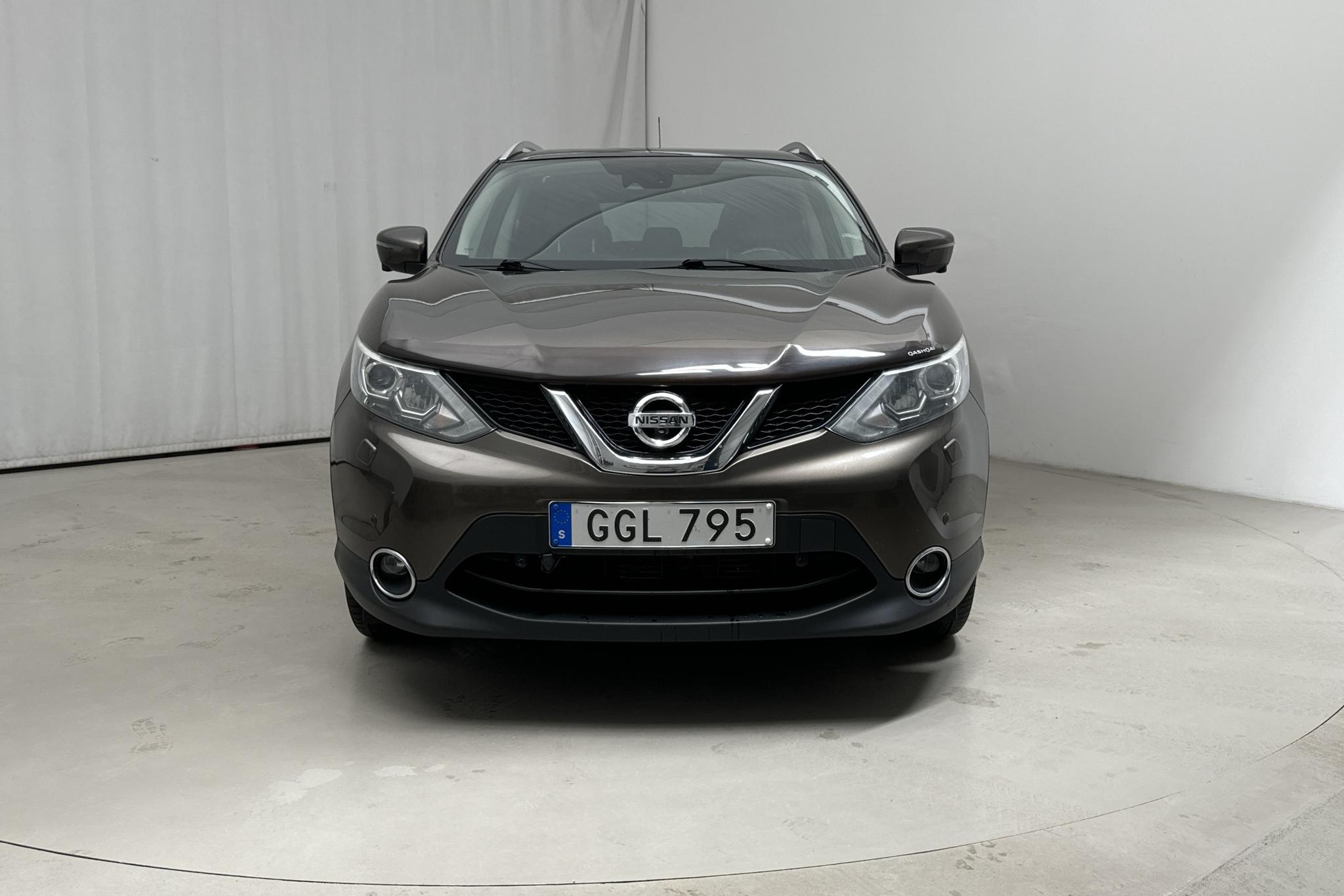 Nissan Qashqai 1.6 dCi (130hk) - 142 850 km - Automatyczna - brązowy - 2015