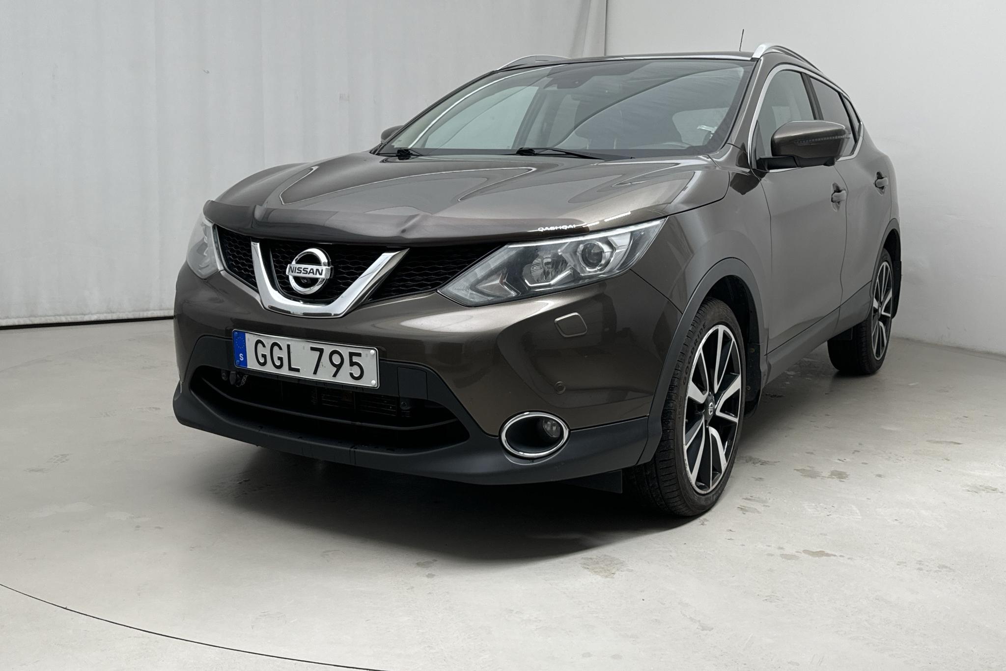 Nissan Qashqai 1.6 dCi (130hk) - 142 850 km - Automatyczna - brązowy - 2015