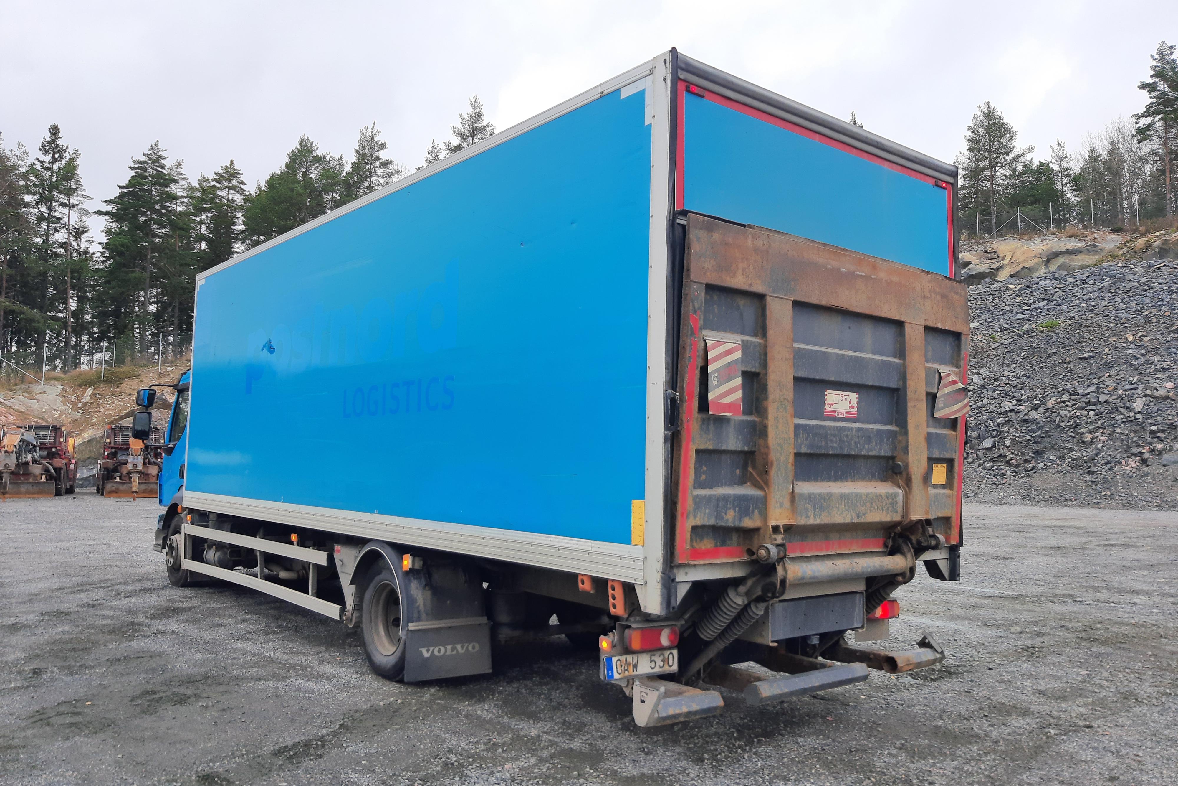 Volvo FL240 - 453 165 km - Automat - blå - 2014