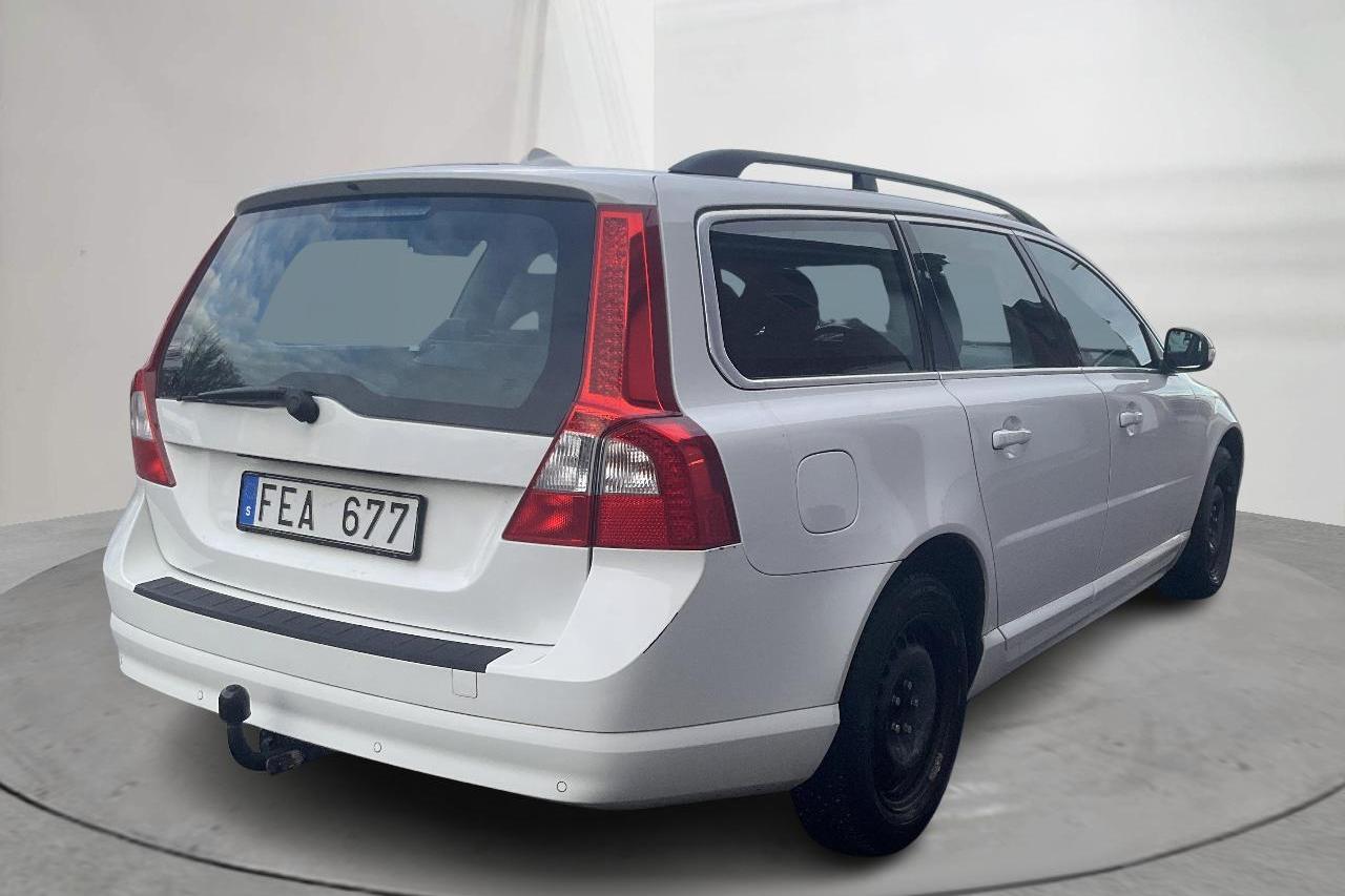 Volvo V70 II 2.0F (145hk) - 20 108 mil - Manuell - vit - 2010