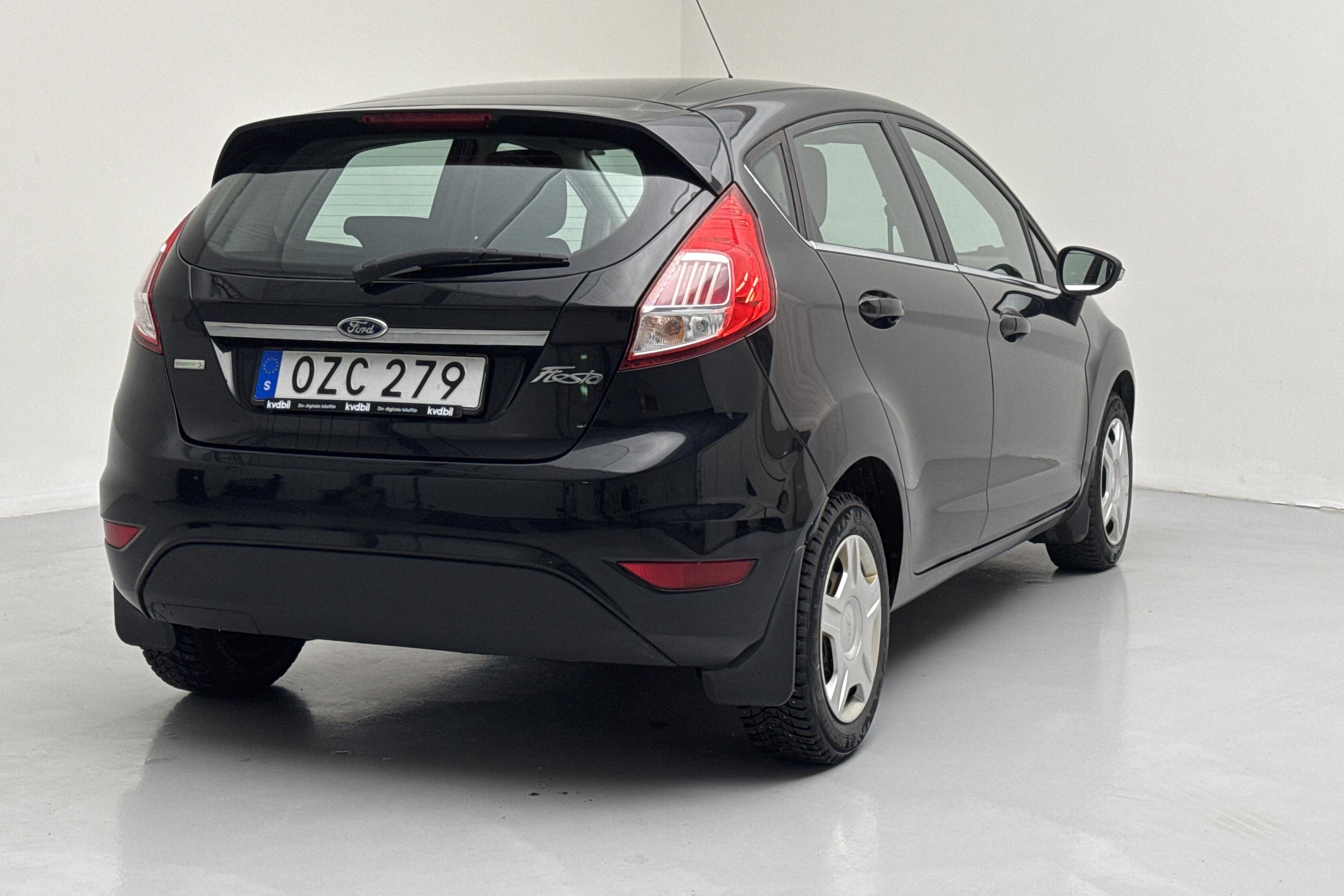 Ford Fiesta 1.0T EcoBoost 5dr (100hk) - 112 000 km - Manuaalinen - musta - 2016