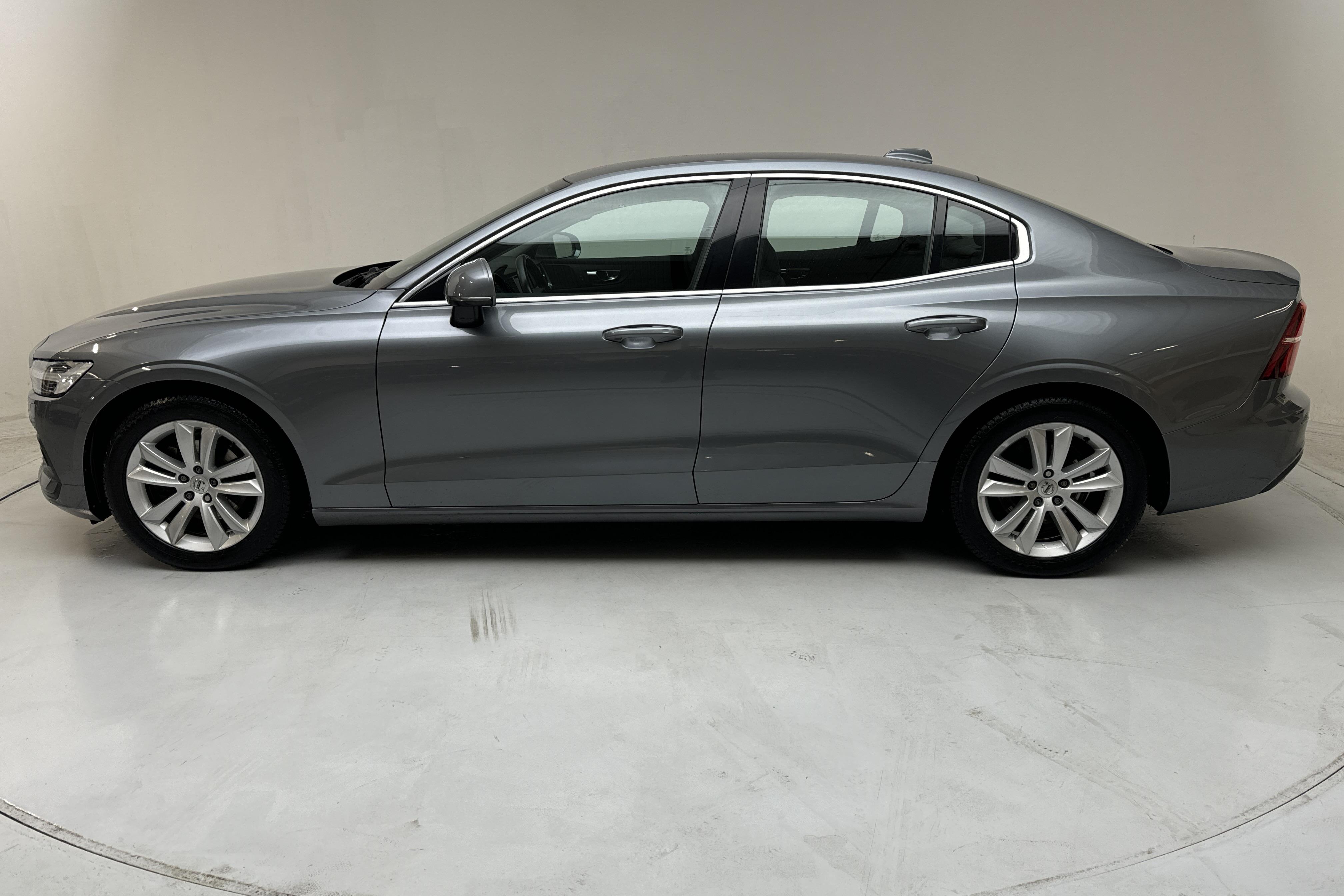 Volvo S60 T4 (190hk) - 13 239 mil - Automat - grå - 2020