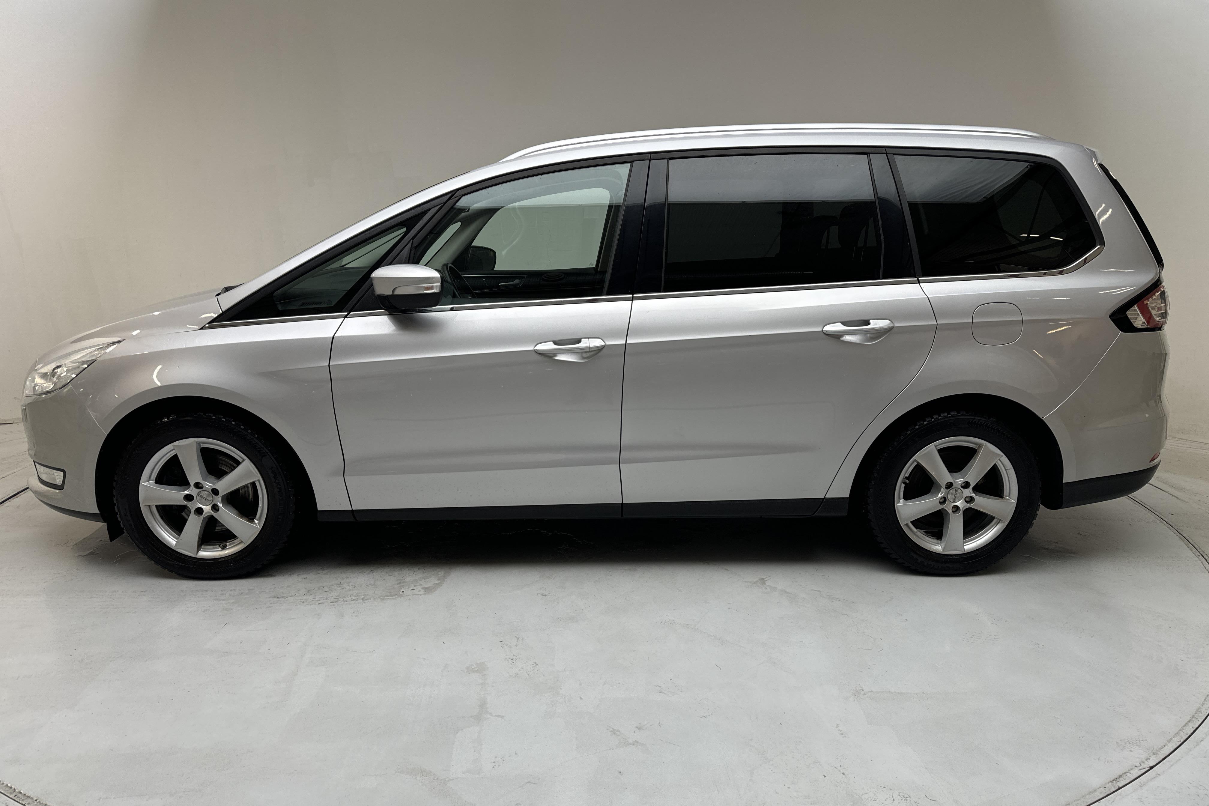 Ford Galaxy 1.5T EcoBoost (160hk) - 104 500 km - Manualna - szary - 2018