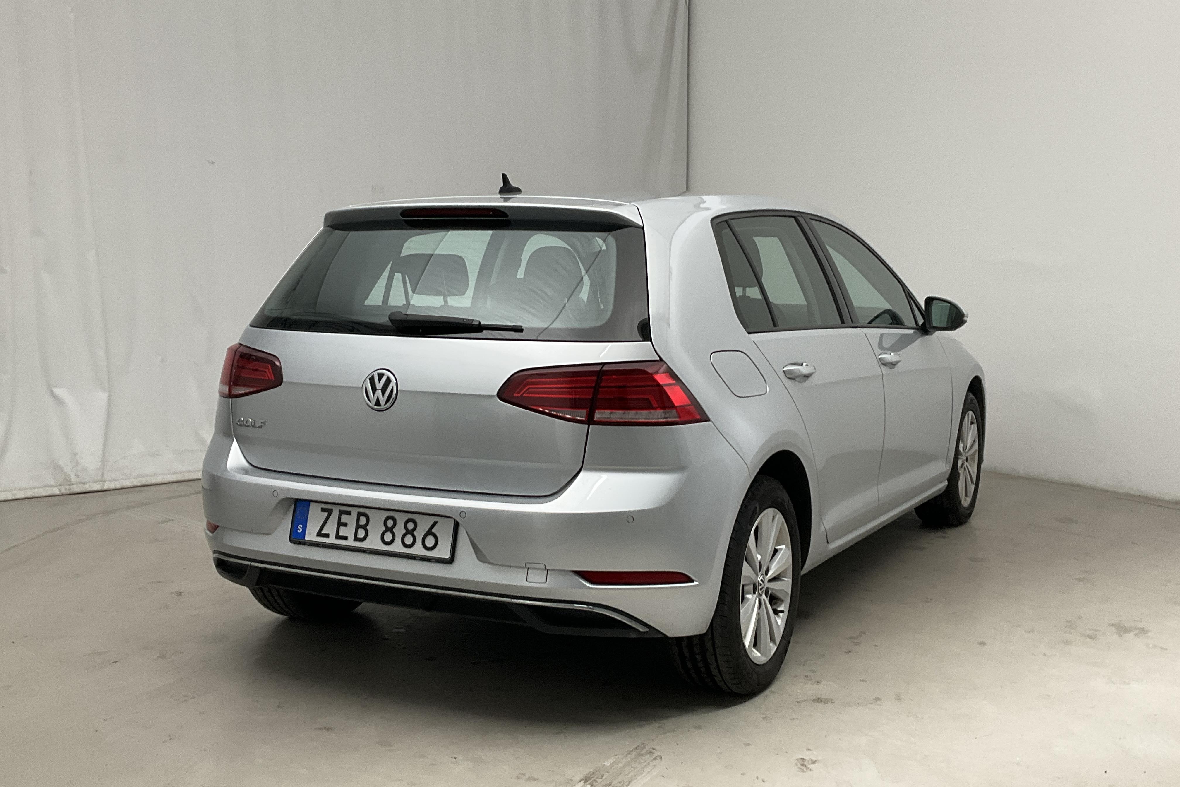 VW Golf VII 1.0 TSI 5dr (110hk) - 80 130 km - Automaatne - hõbe - 2018