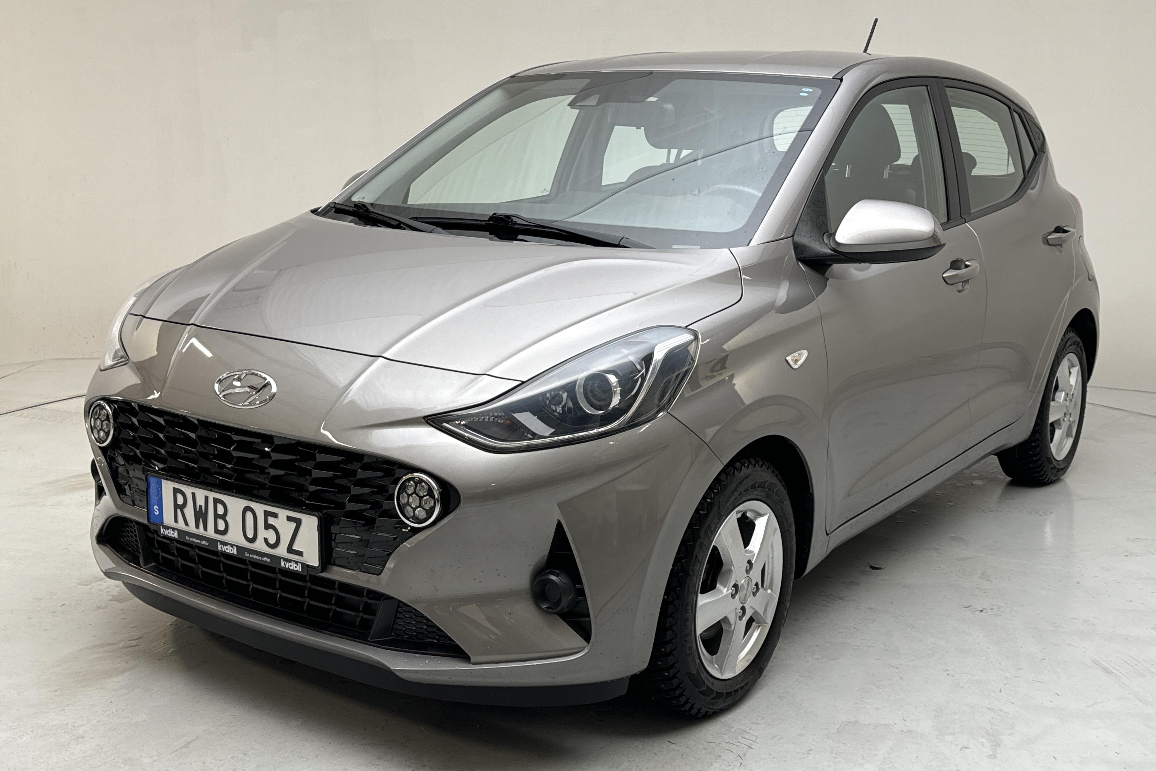 Hyundai i10 1.0 MPi (67hk) - 1 651 mil - Manuell - grå - 2021