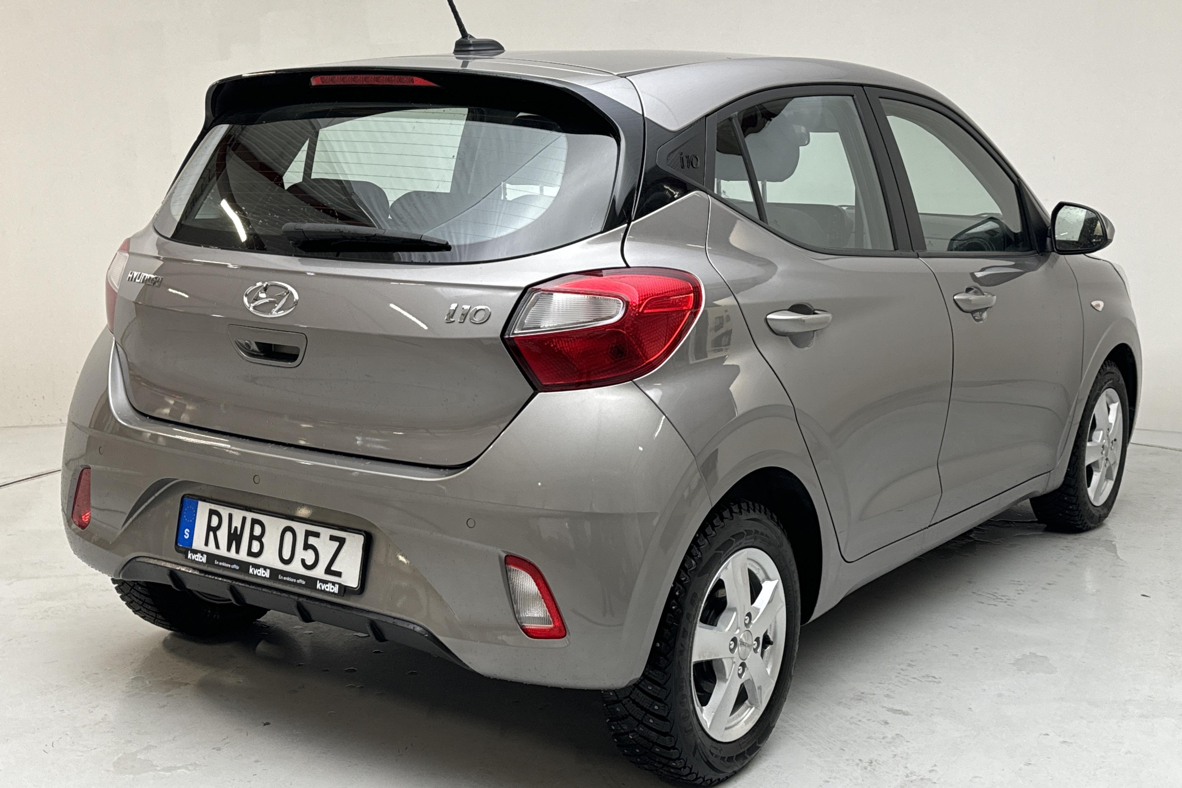 Hyundai i10 1.0 MPi (67hk) - 1 651 mil - Manuell - grå - 2021