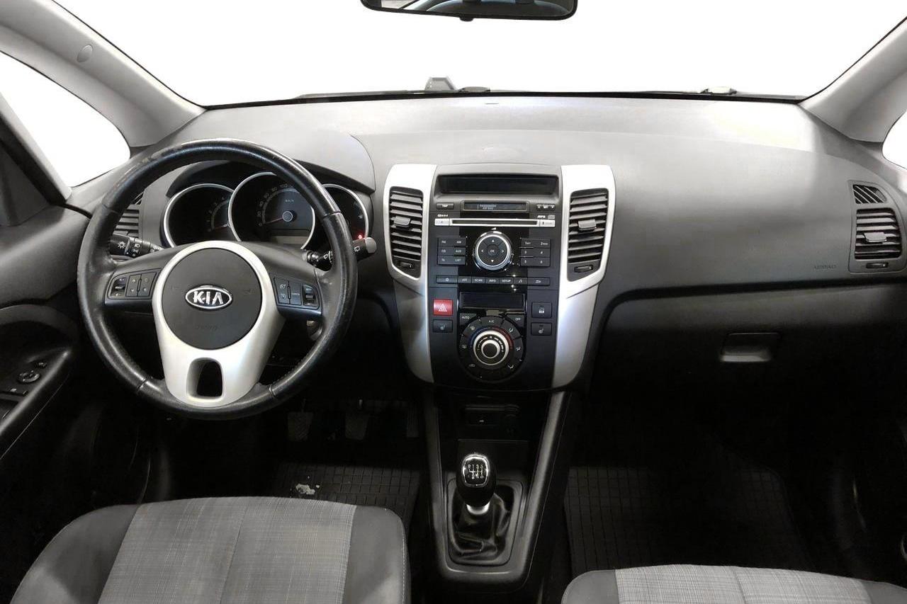 KIA Venga 1.4 CRDi (90hk) - 104 420 km - Manualna - srebro - 2011