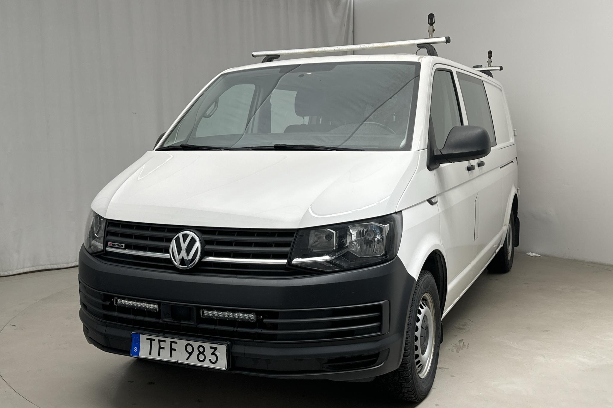 VW Transporter T6 2.0 TDI BMT Skåp 4MOTION (150hk) - 15 560 mil - Manuell - vit - 2017