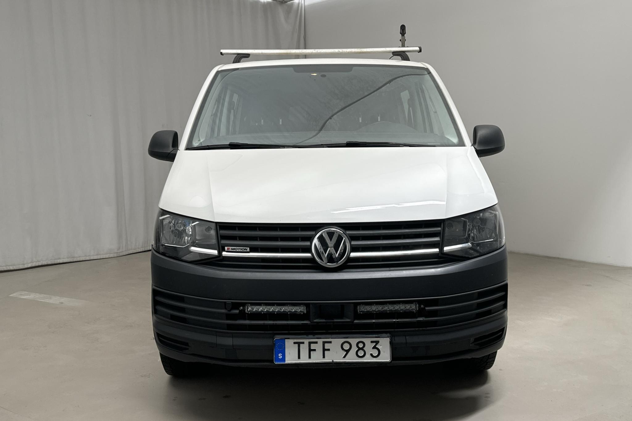 VW Transporter T6 2.0 TDI BMT Skåp 4MOTION (150hk) - 15 560 mil - Manuell - vit - 2017