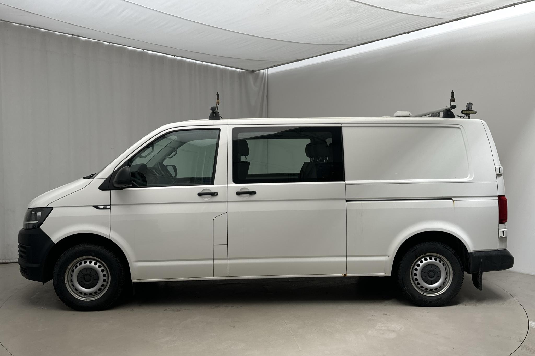 VW Transporter T6 2.0 TDI BMT Skåp 4MOTION (150hk) - 15 560 mil - Manuell - vit - 2017