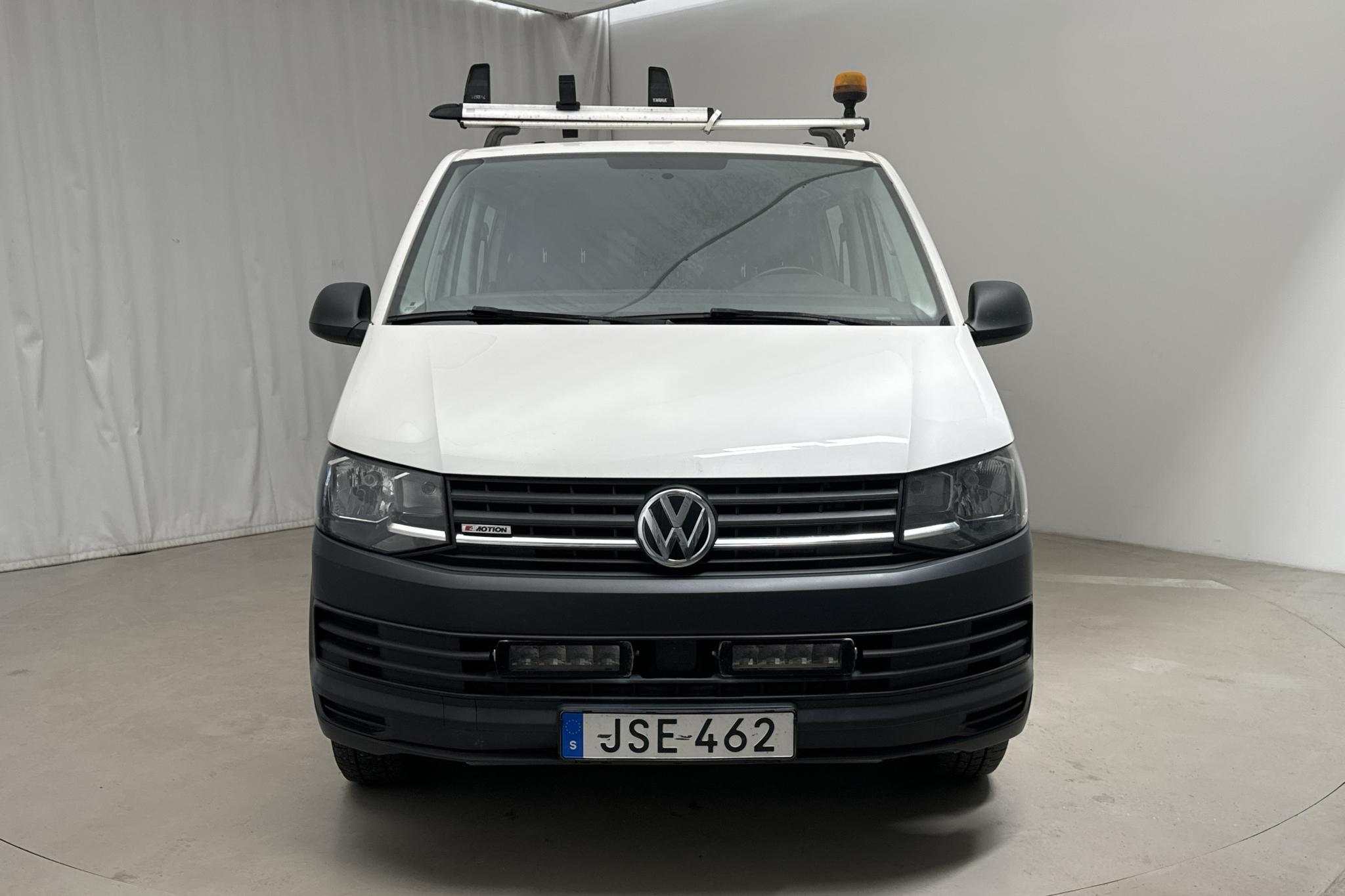 VW Transporter T6 2.0 TDI BMT Skåp 4MOTION (150hk) - 19 214 mil - Manuell - vit - 2017