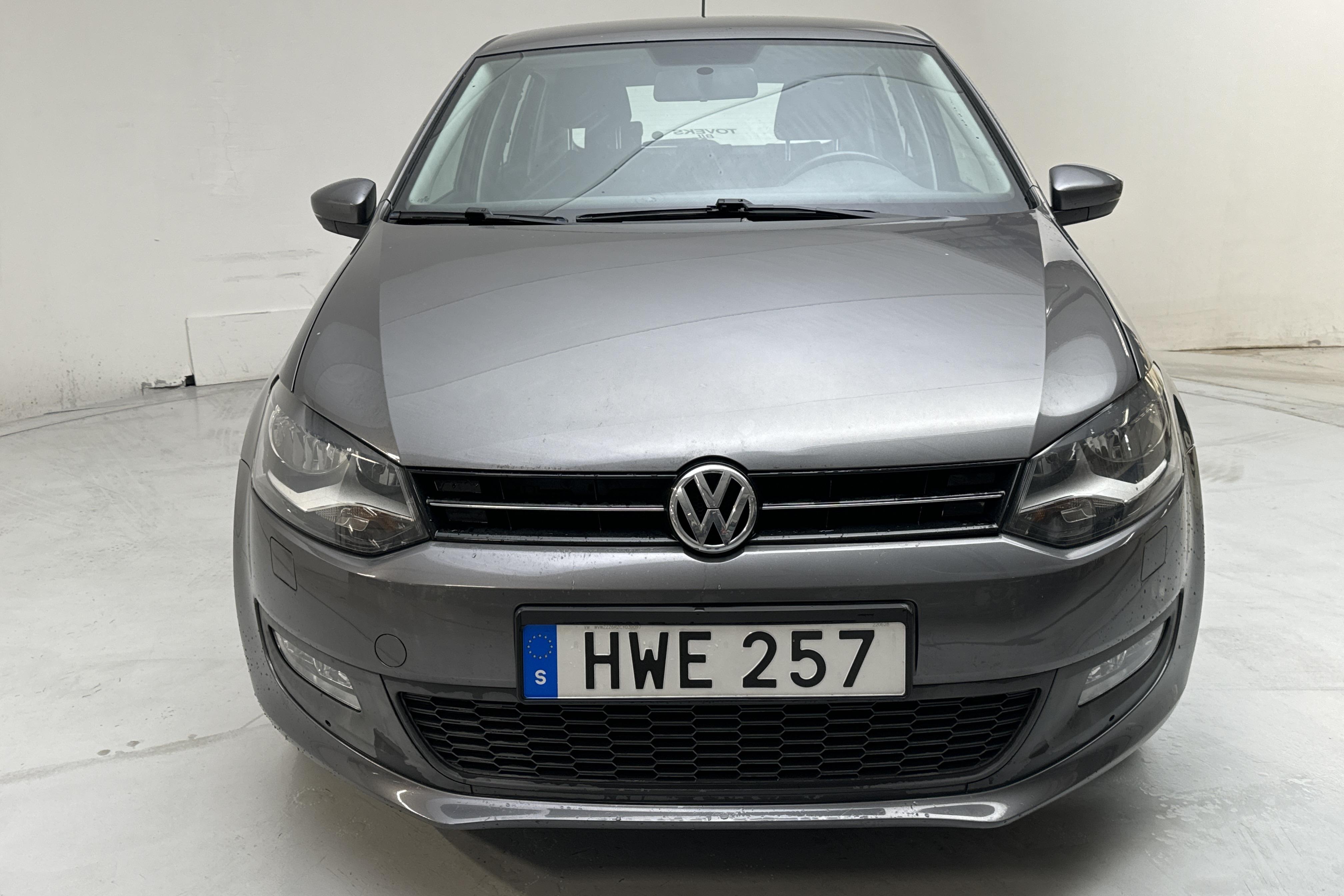 VW Polo 1.4 5dr (85hk) - 9 164 mil - Manuell - Dark Grey - 2012