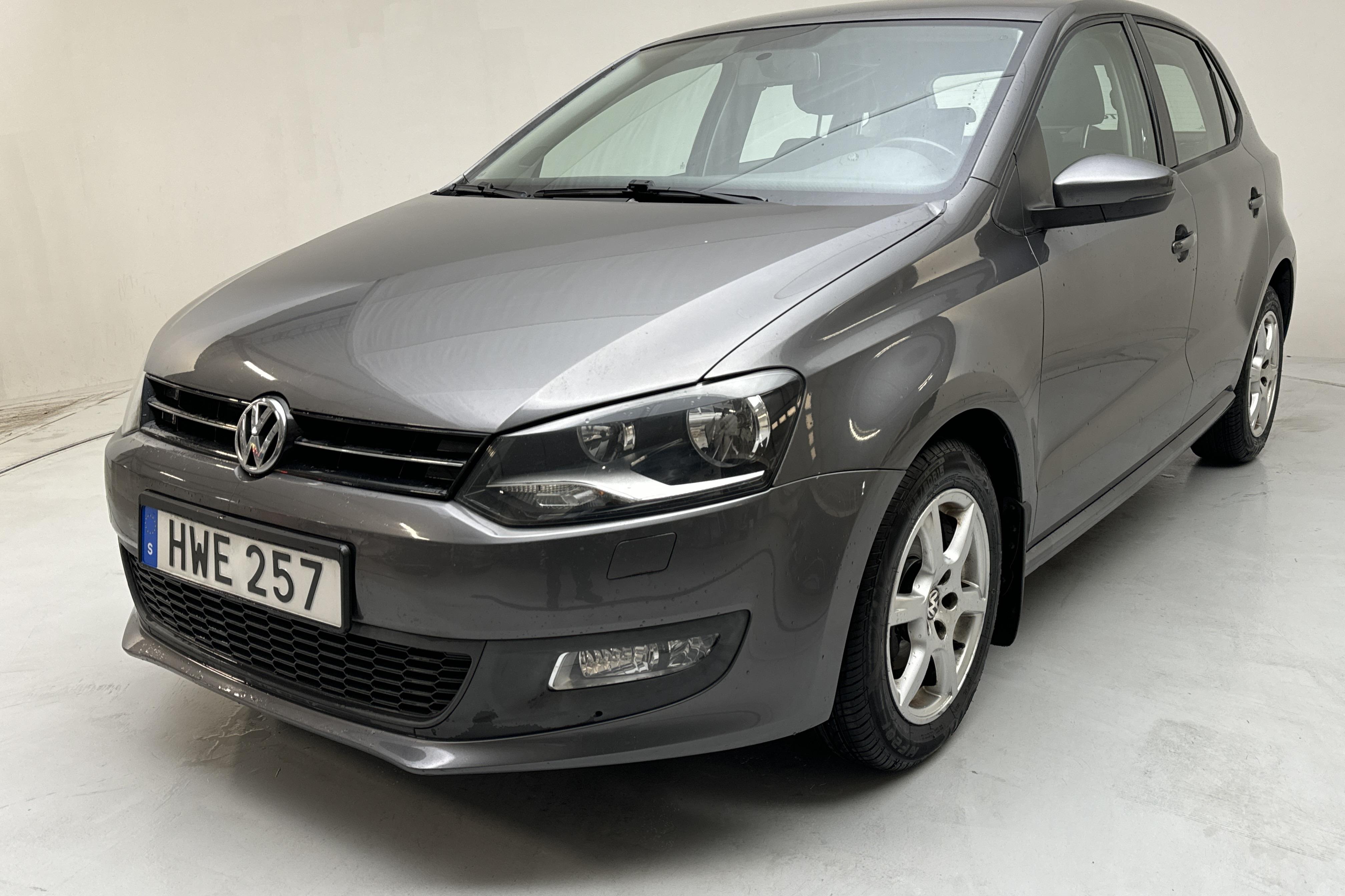 VW Polo 1.4 5dr (85hk) - 9 164 mil - Manuell - Dark Grey - 2012