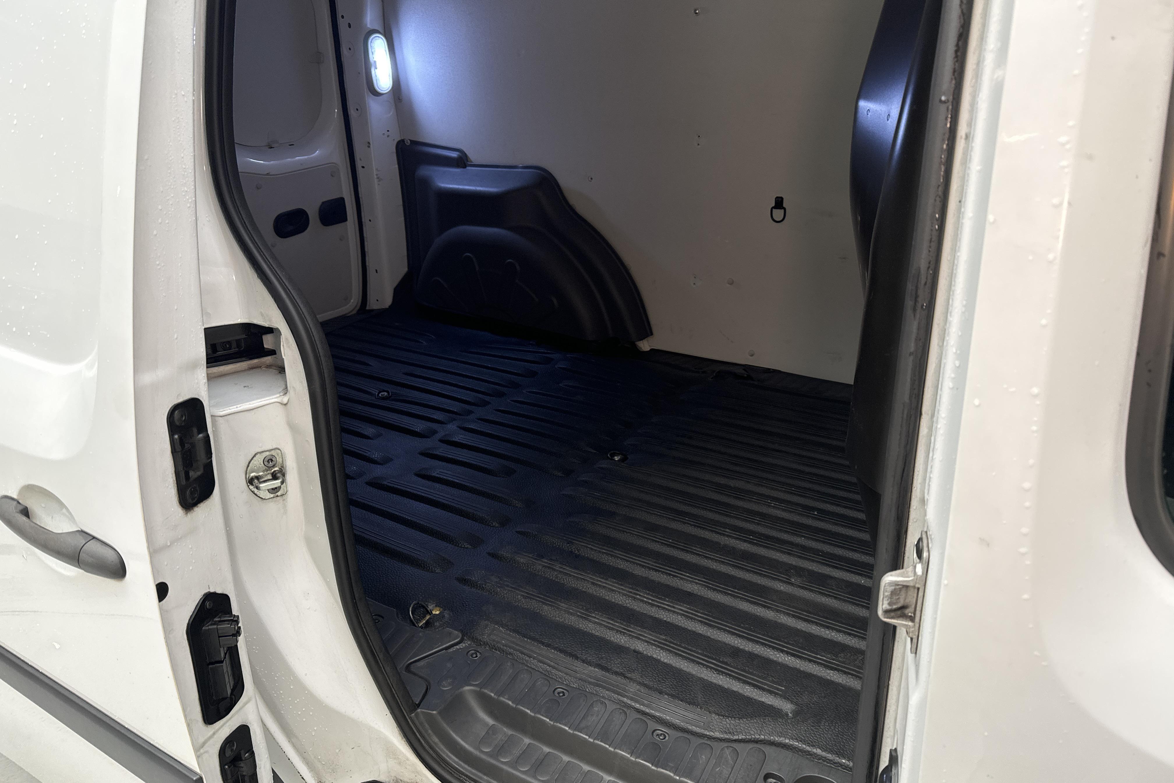 Renault Kangoo 1.5 dCi Maxi Skåp (110hk) - 562 090 km - Manualna - biały - 2019