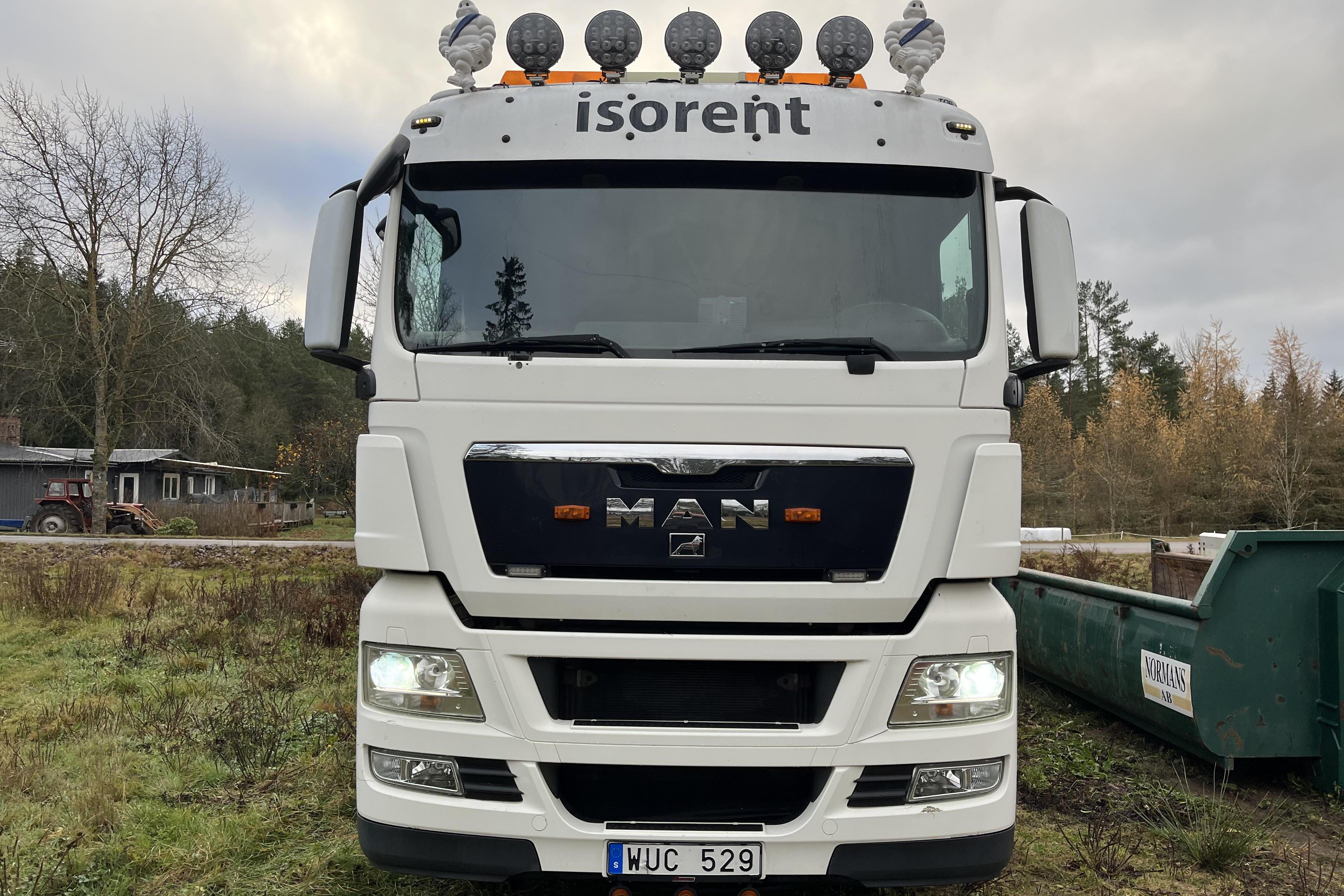 MAN TGX 35.440 8X4-4 BL - 389 065 km - Automatic - white - 2012