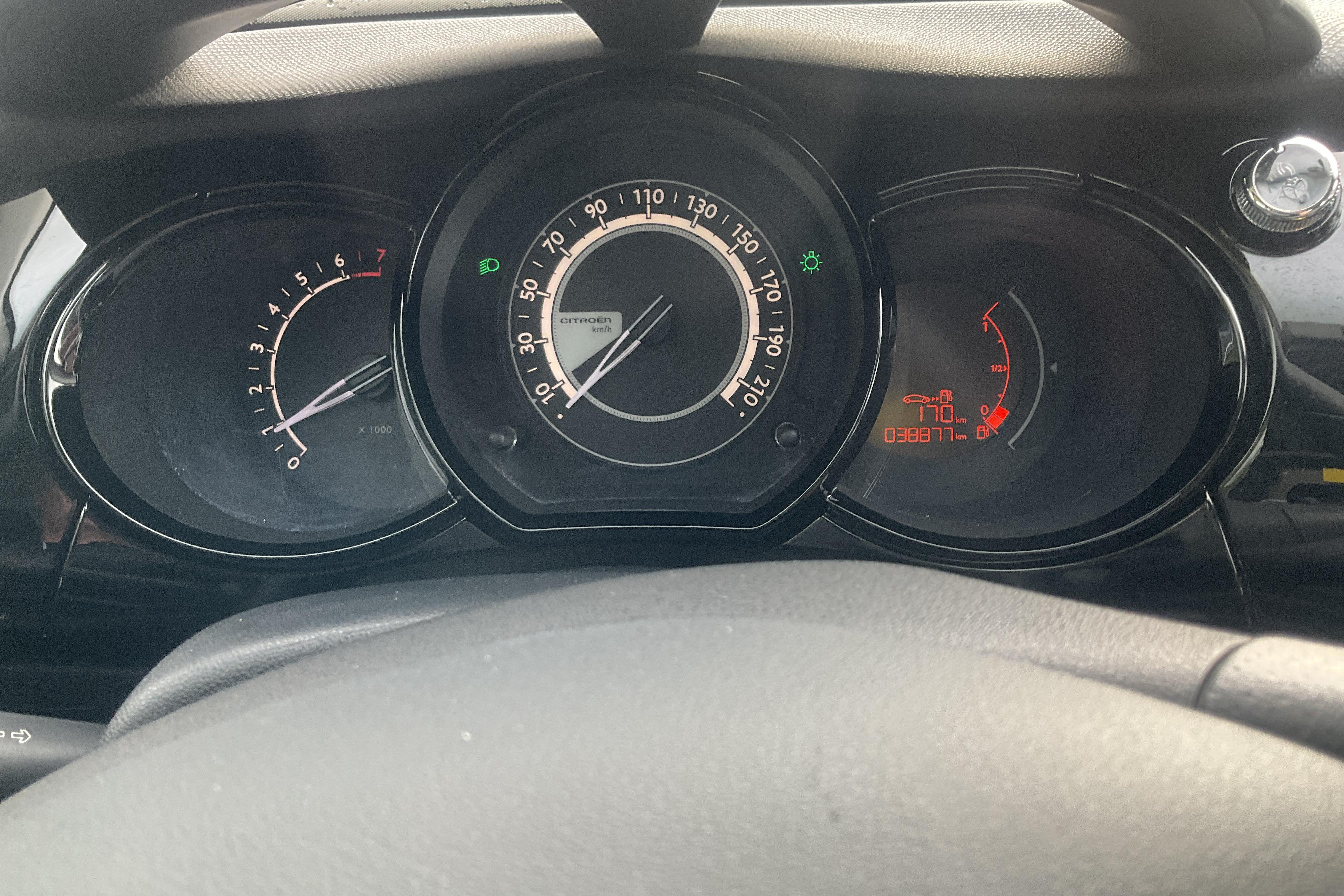 Citroen C3 1.2 VTi (82hk) - 38 880 km - Manualna - niebieski - 2016