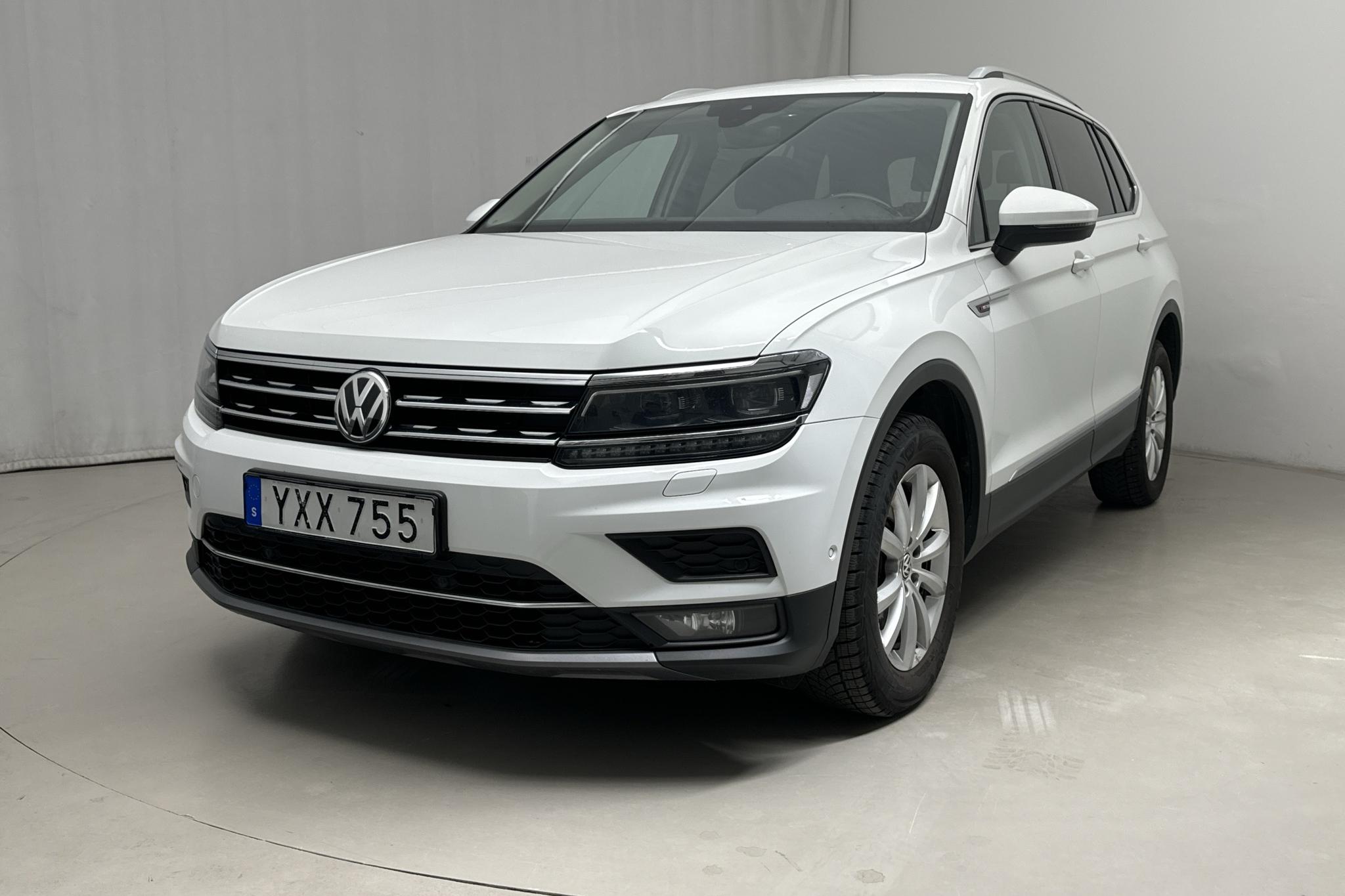 VW Tiguan Allspace 2.0 TDI 4MOTION (190hk) - 24 218 mil - Automat - vit - 2018