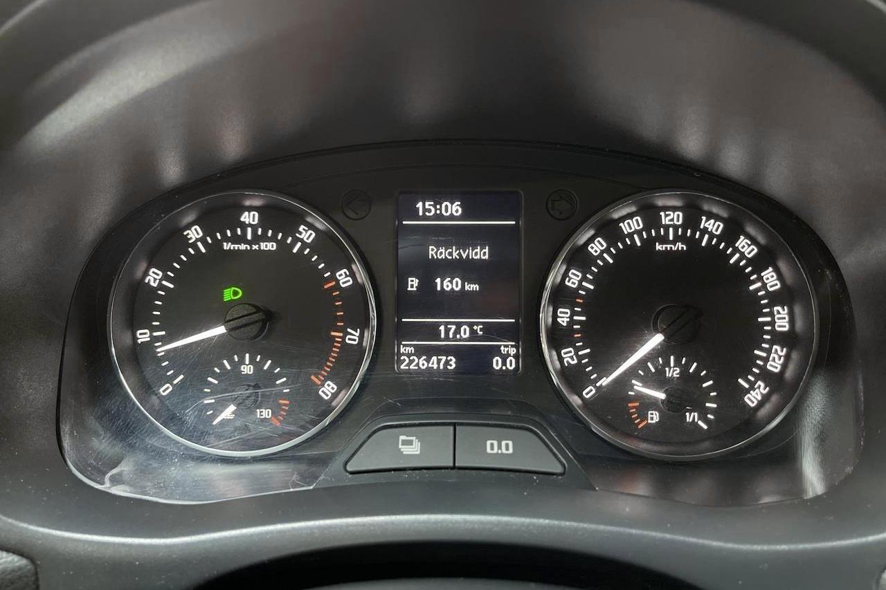 Skoda Fabia 1.2 TSI (86hk) - 226 480 km - Manual - silver - 2013