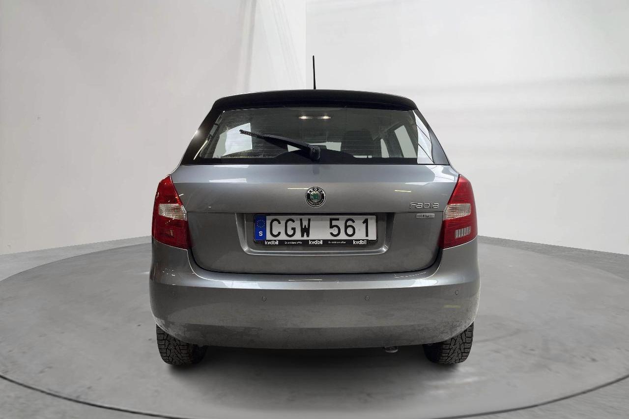 Skoda Fabia 1.2 TSI (86hk) - 226 480 km - Käsitsi - hõbe - 2013