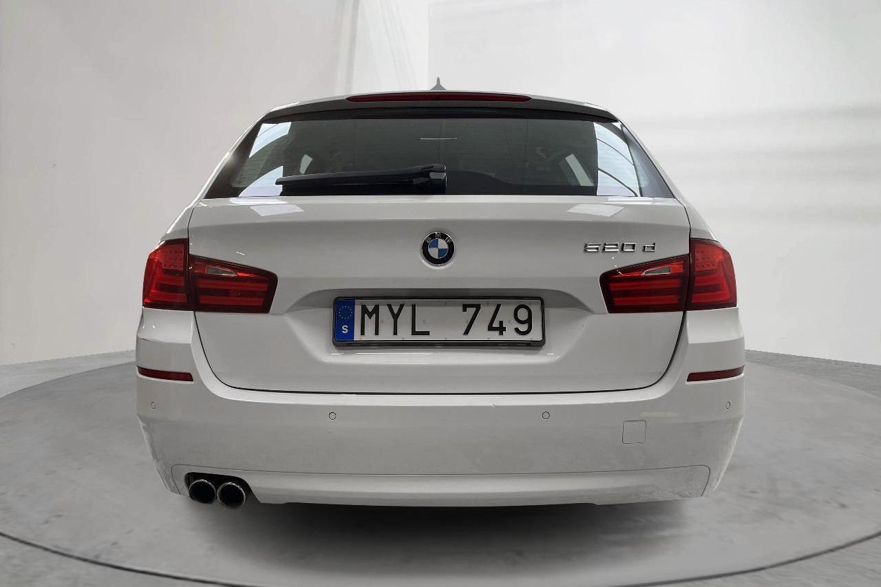 BMW 520d Touring, F11 (184hk) - 14 630 mil - Manuell - vit - 2013