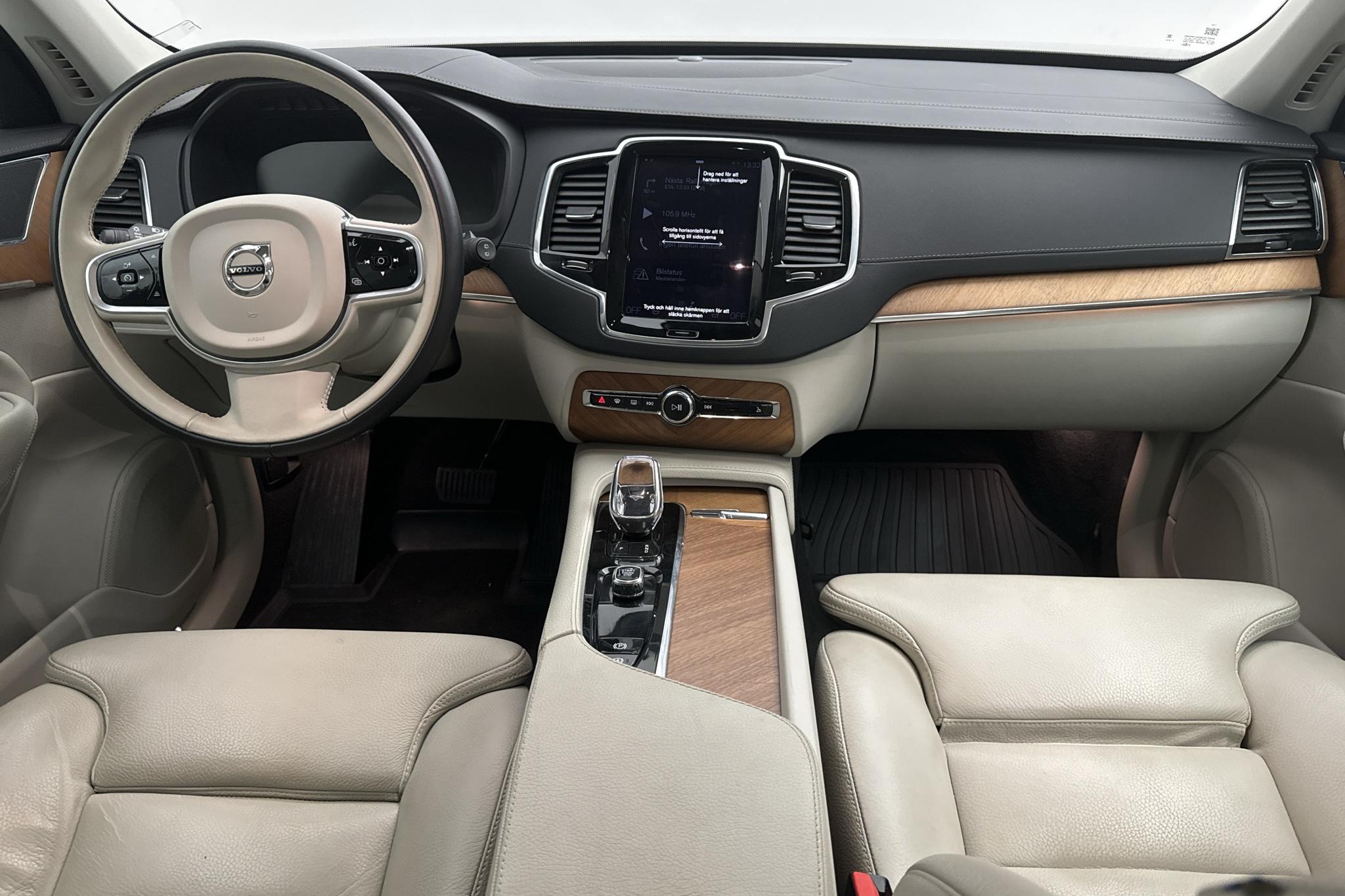 Volvo XC90 T8 AWD Twin Engine (390hk) - 6 800 mil - Automat - grå - 2022