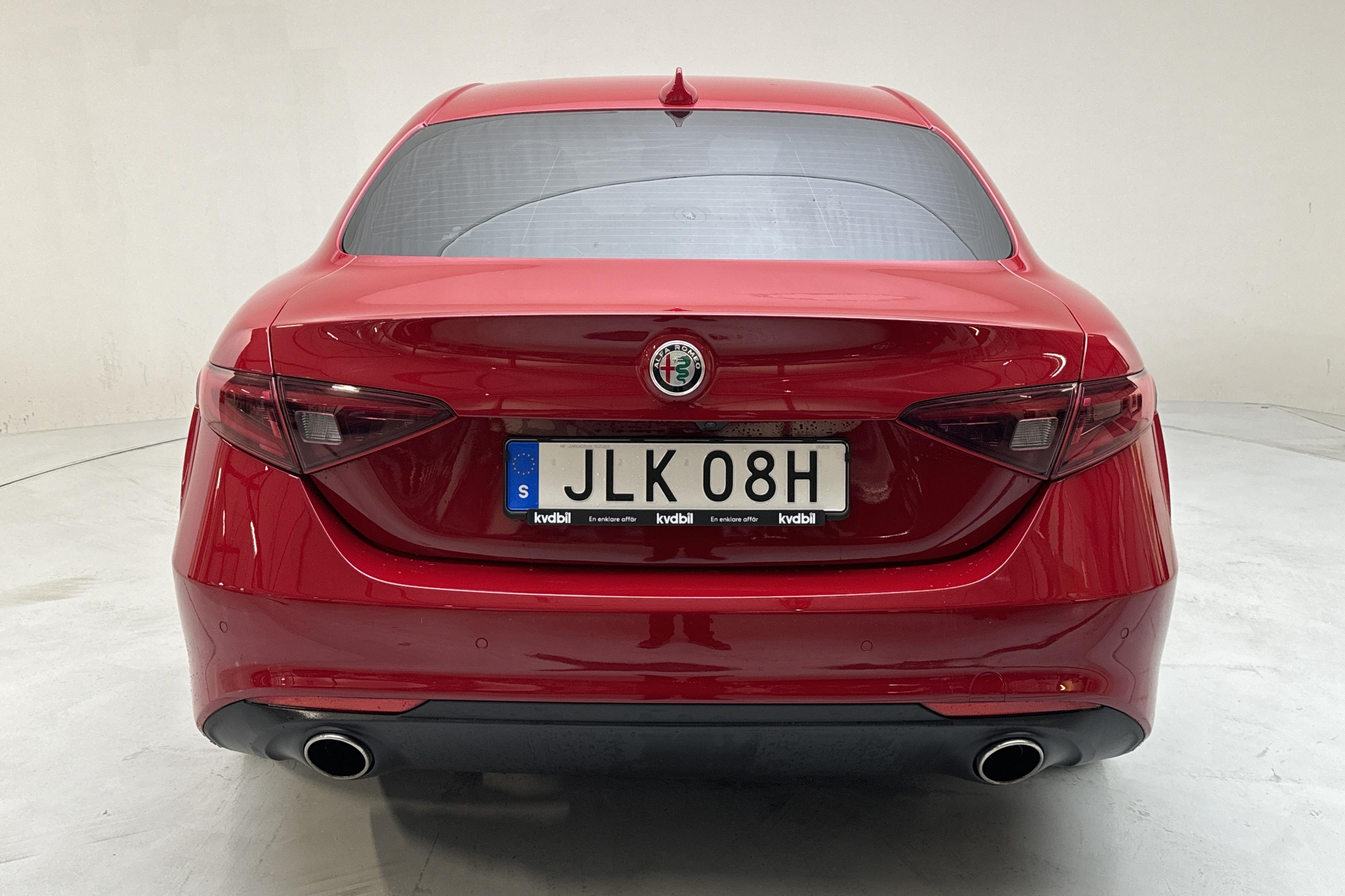 Alfa Romeo Giulia 2.0 (200hk) - 83 120 km - Automaatne - punane - 2020