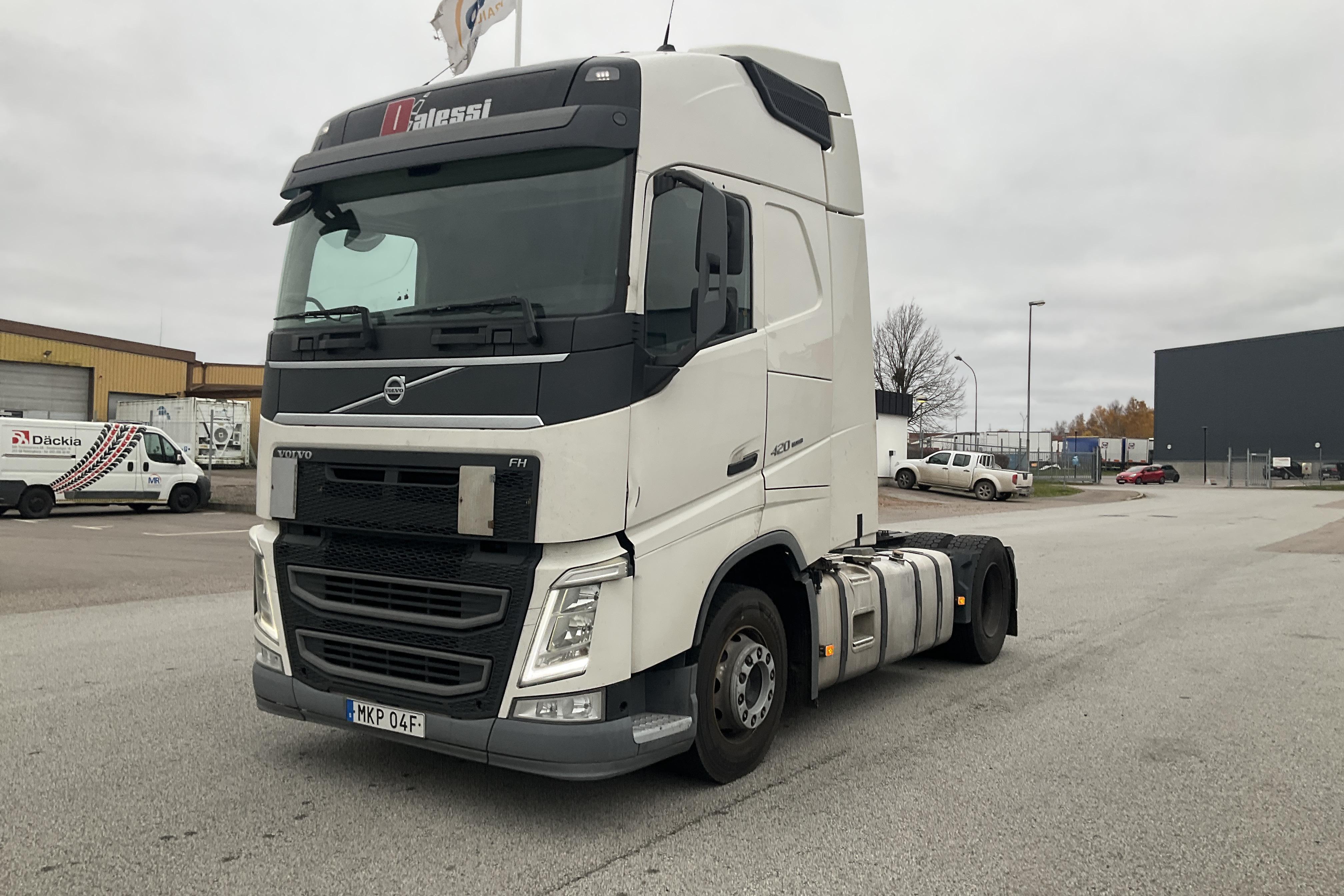 Volvo FH420 - 1 067 178 km - Automat - vit - 2015