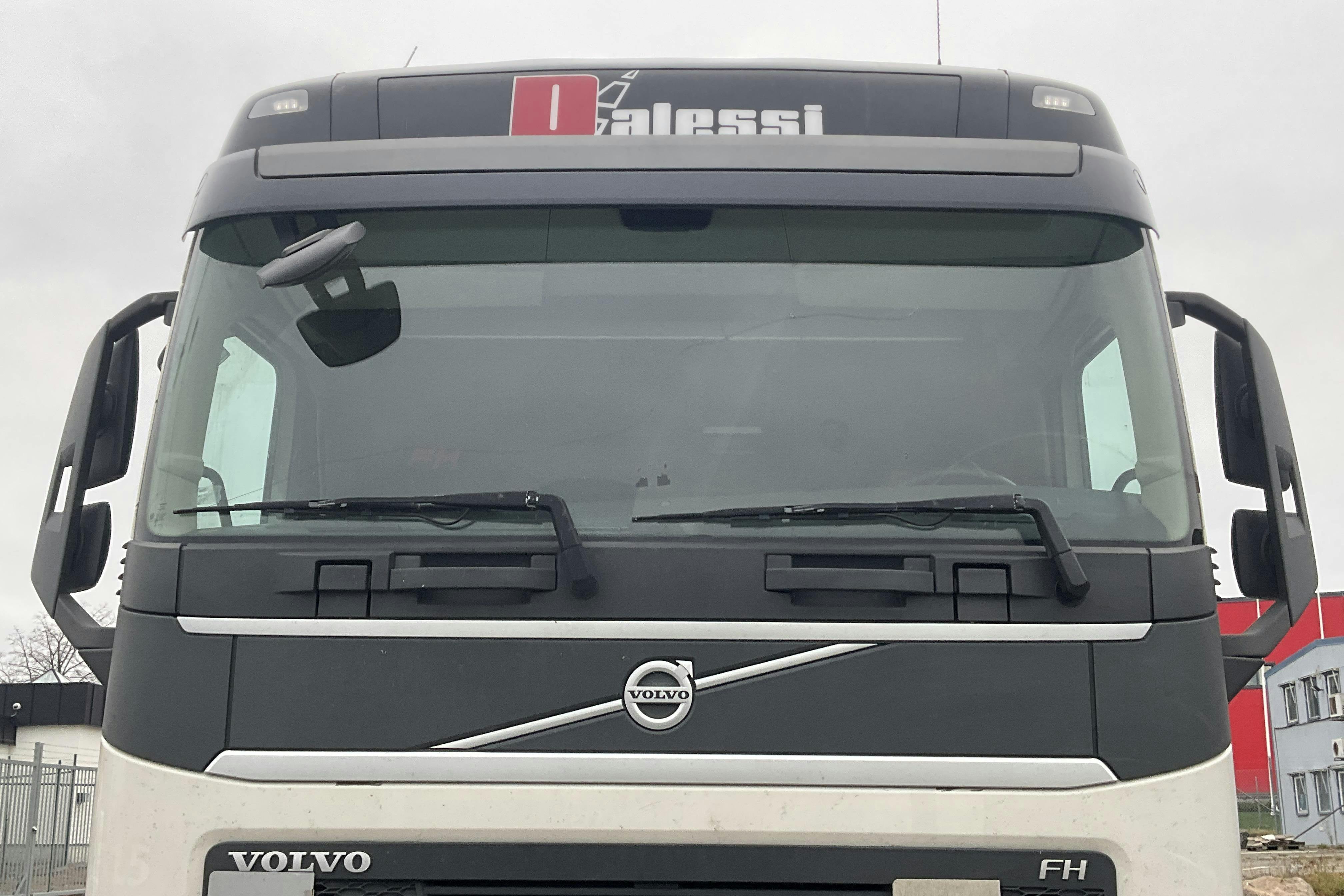 Volvo FH420 - 1 067 178 km - Automat - vit - 2015