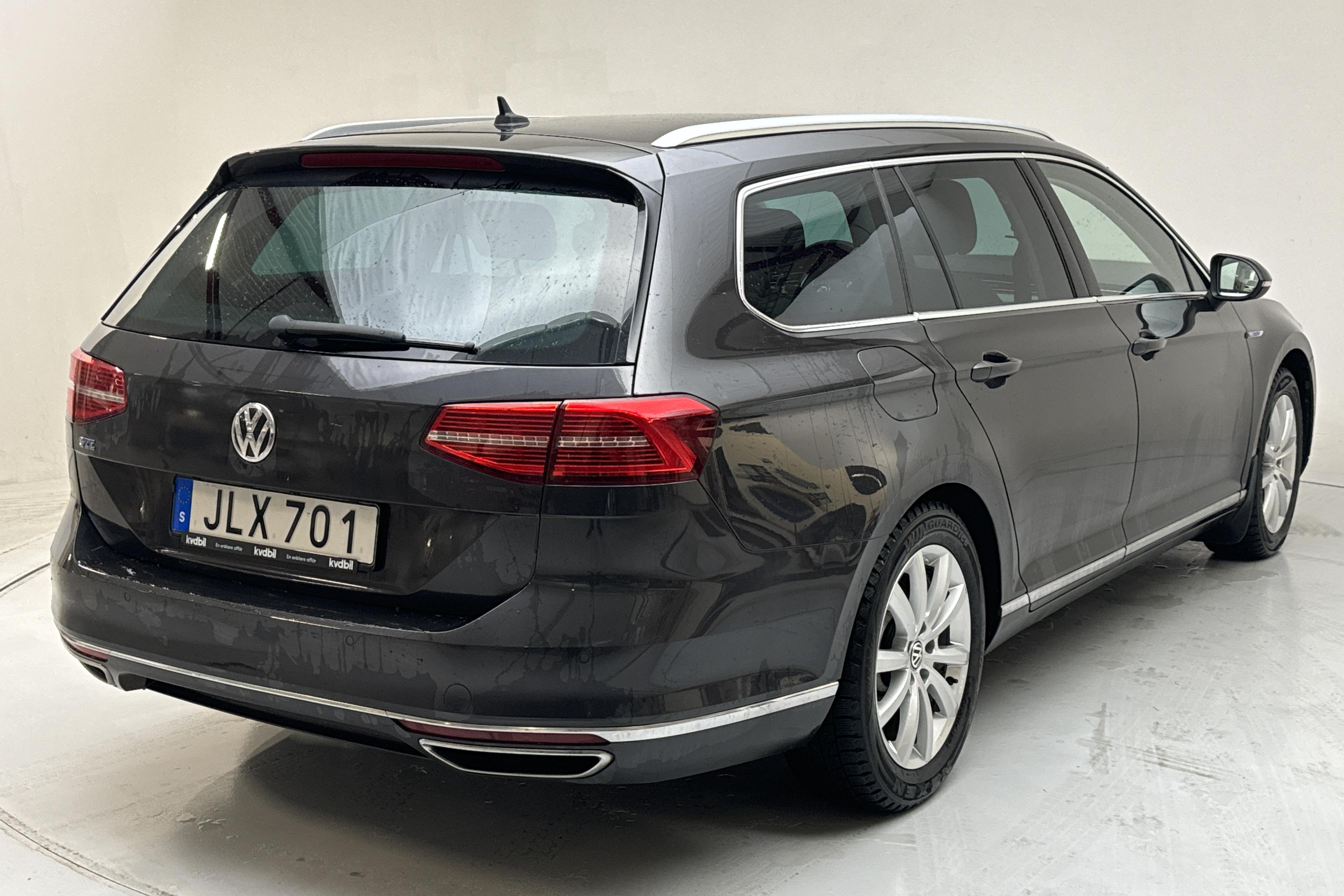 VW Passat 1.4 Plug-in-Hybrid Sportscombi (218hk) - 153 430 km - Automatic - Dark Grey - 2018