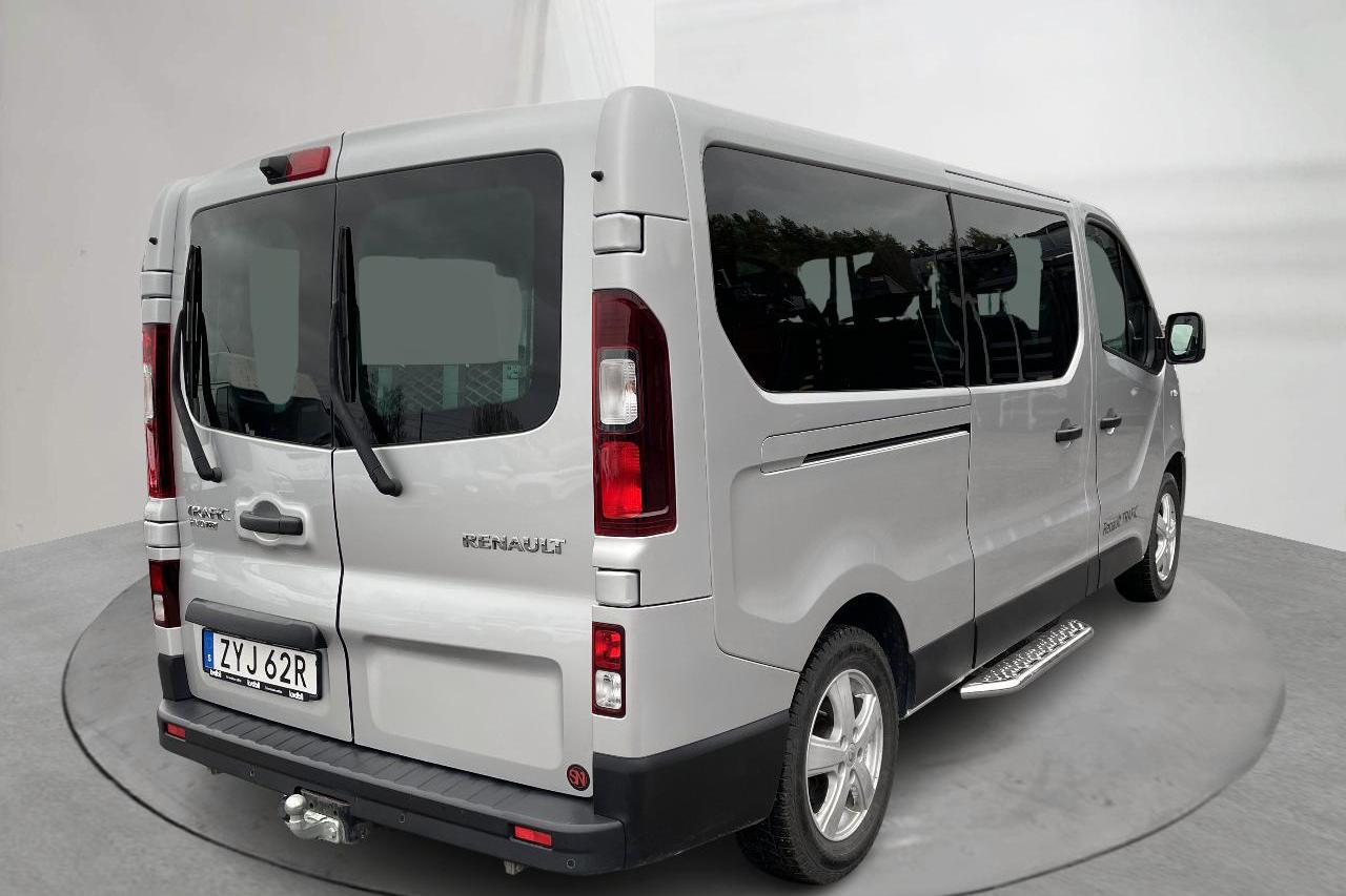 Renault Trafic 2.0 dCi Skåp (145hk) - 35 790 km - Automatyczna - srebro - 2021