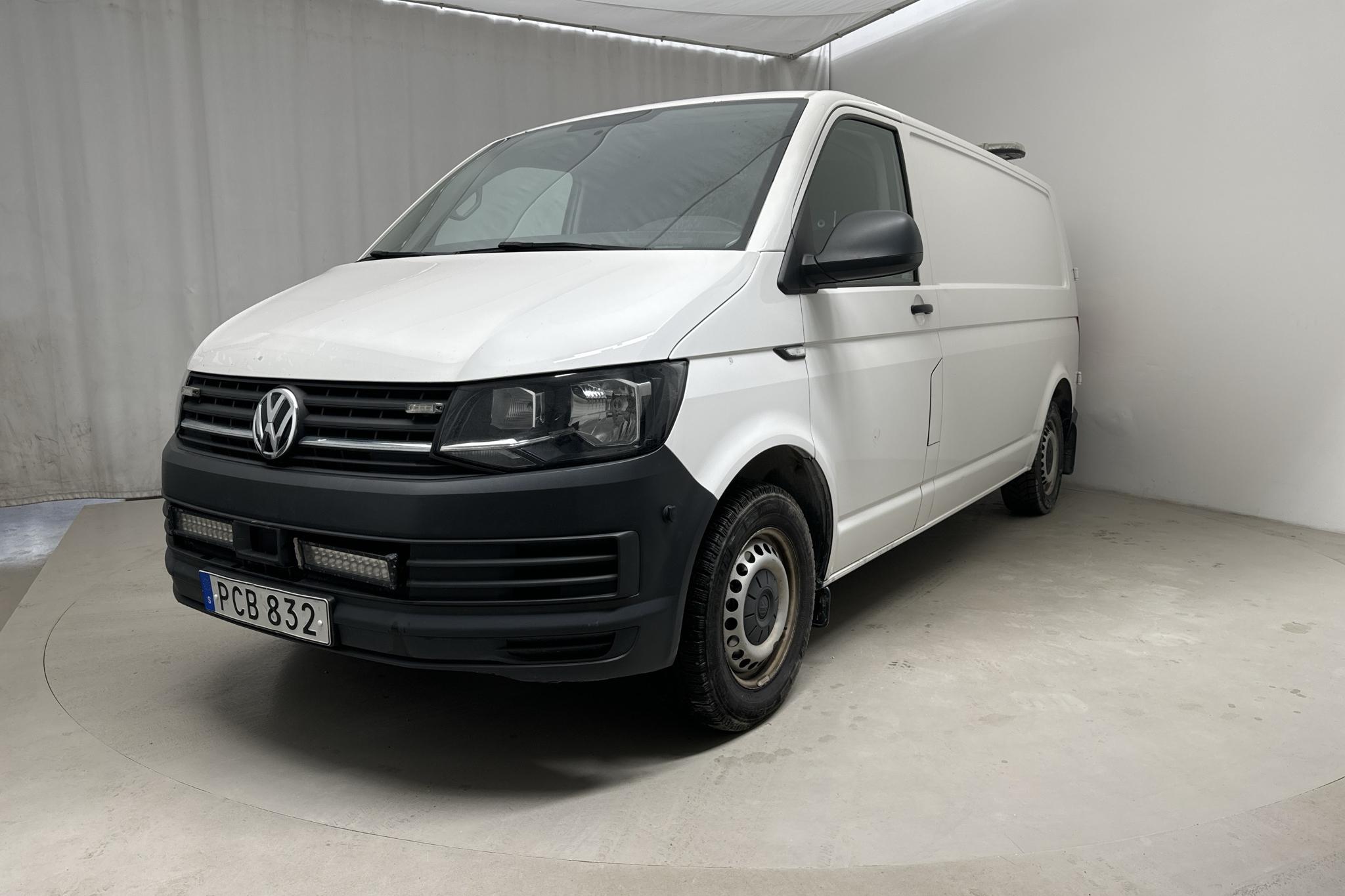 VW Transporter T6 2.0 TDI BMT Skåp (150hk) - 146 160 km - Automaatne - valge - 2017