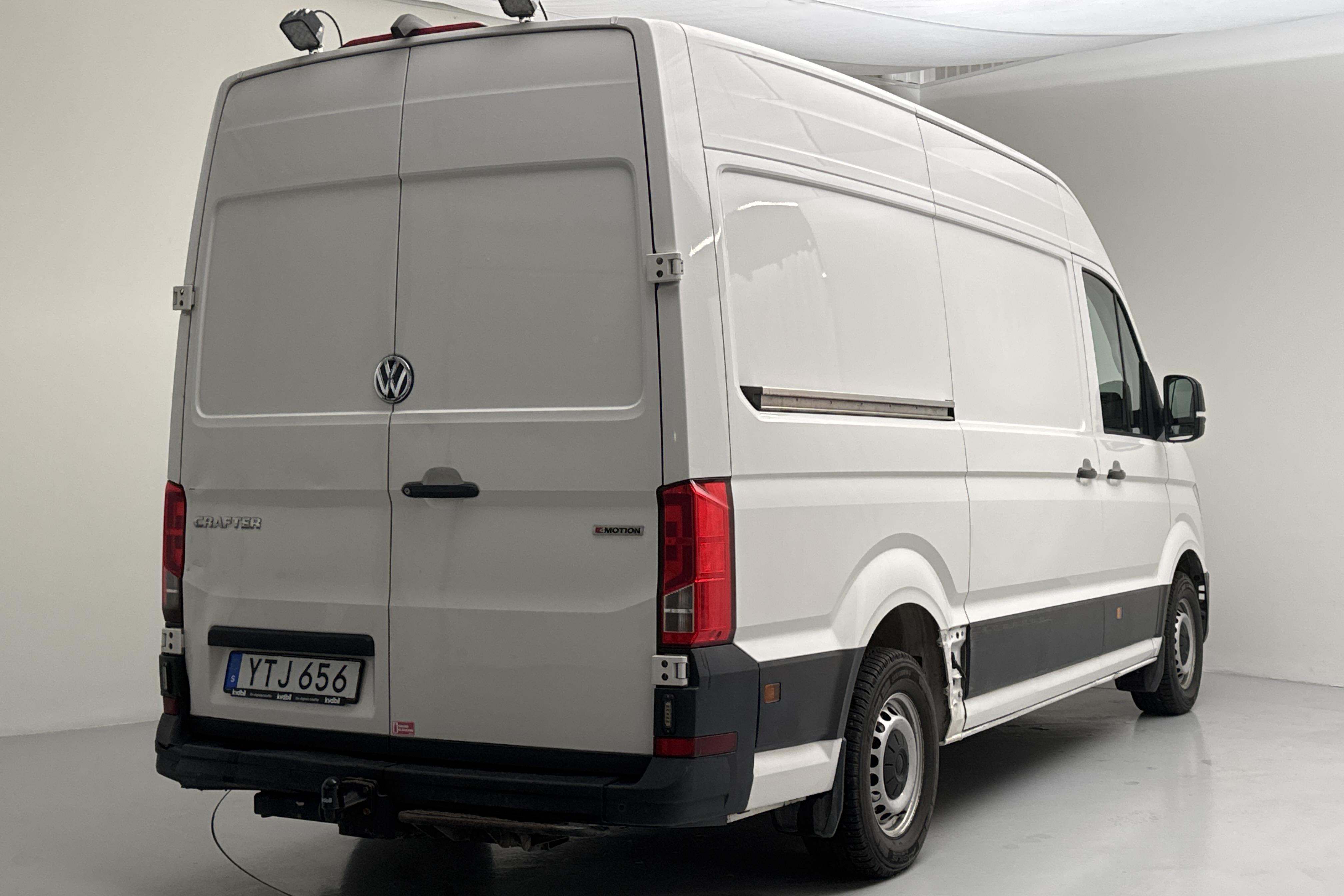 VW Crafter 35 2.0 TDI Skåp 4Motion (177hk) - 106 620 km - Automaattinen - valkoinen - 2019