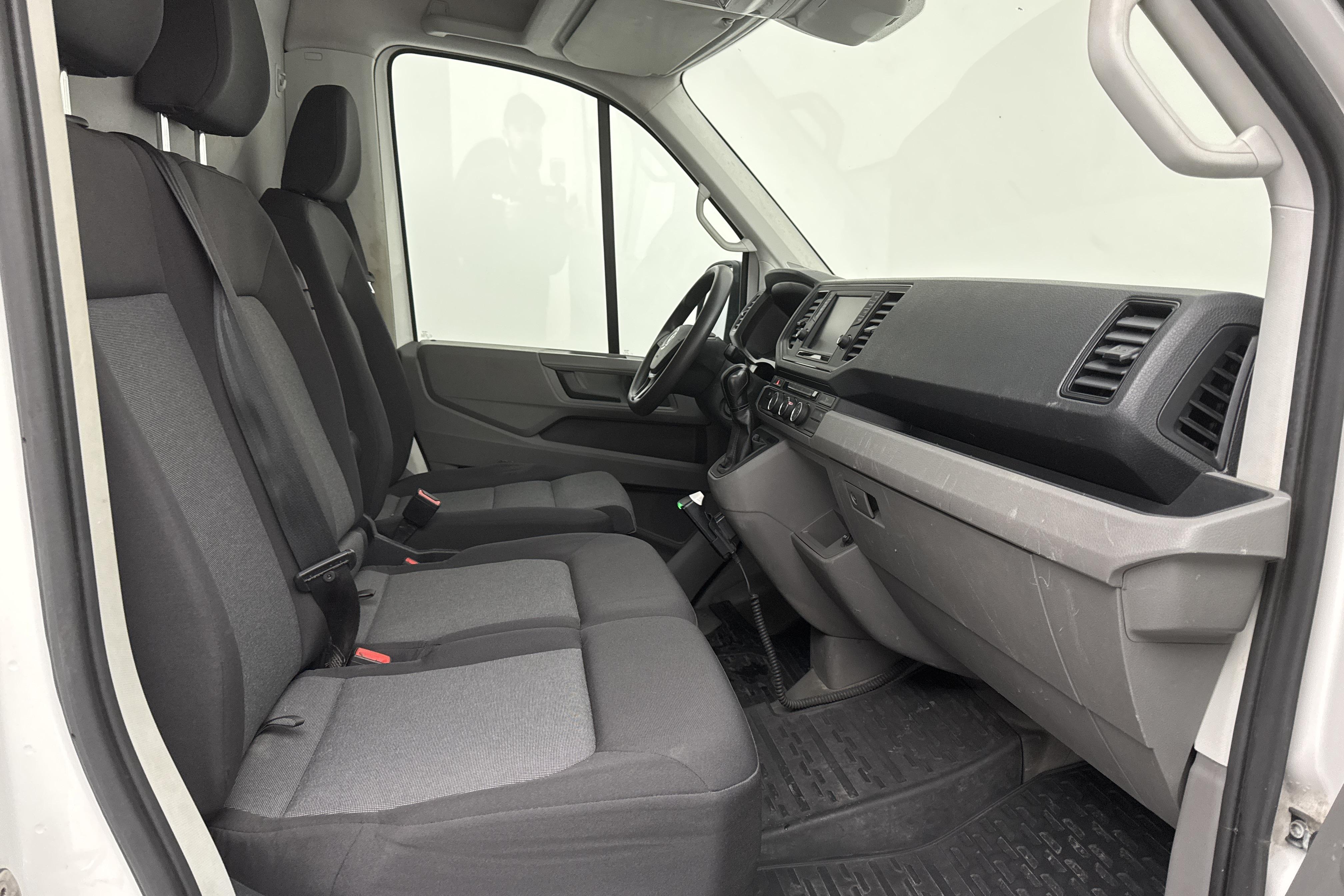 VW Crafter 35 2.0 TDI Skåp 4Motion (177hk) - 106 620 km - Automaattinen - valkoinen - 2019