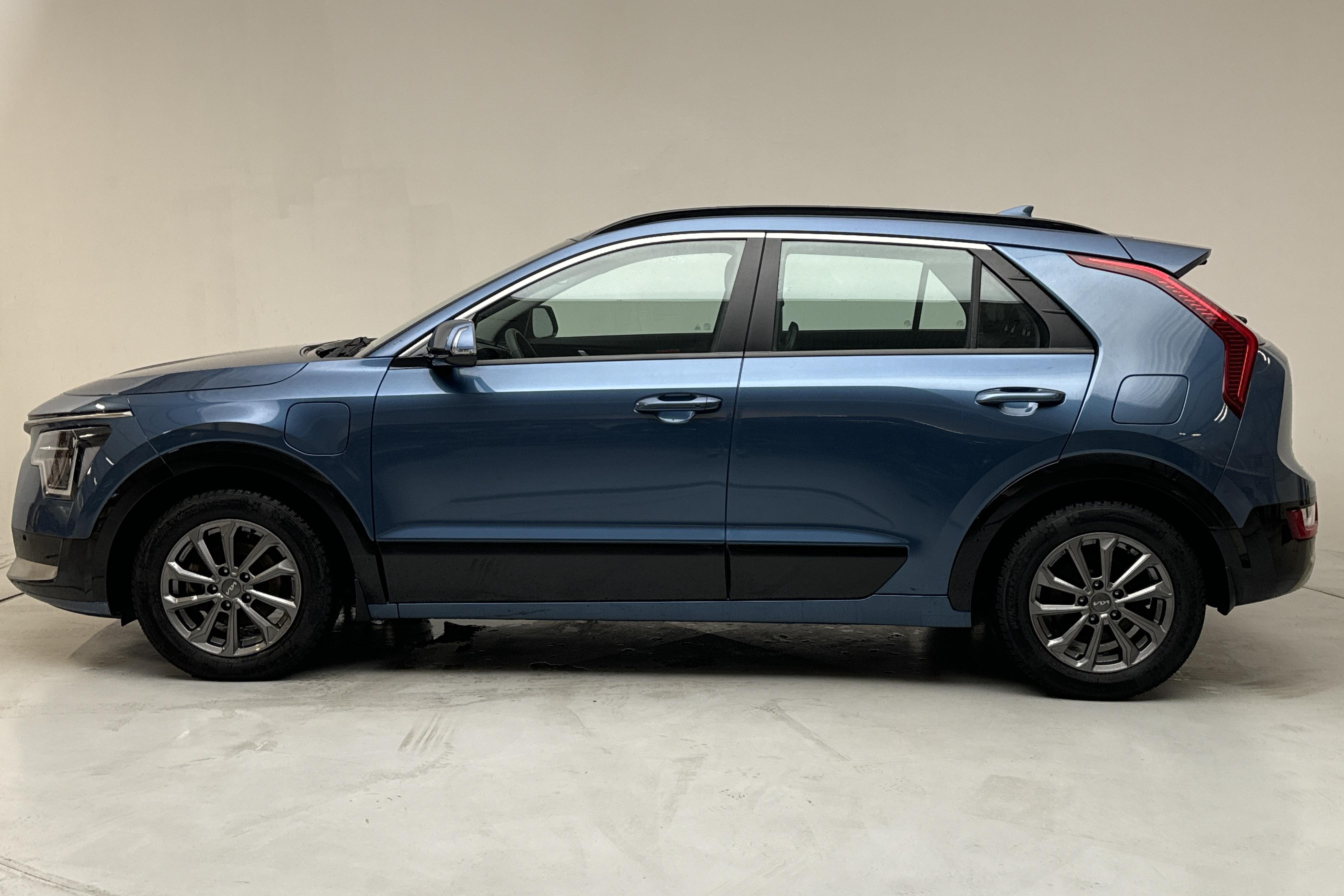 KIA Niro Plug-in Hybrid (183hk) - 61 860 km - Automatyczna - niebieski - 2023