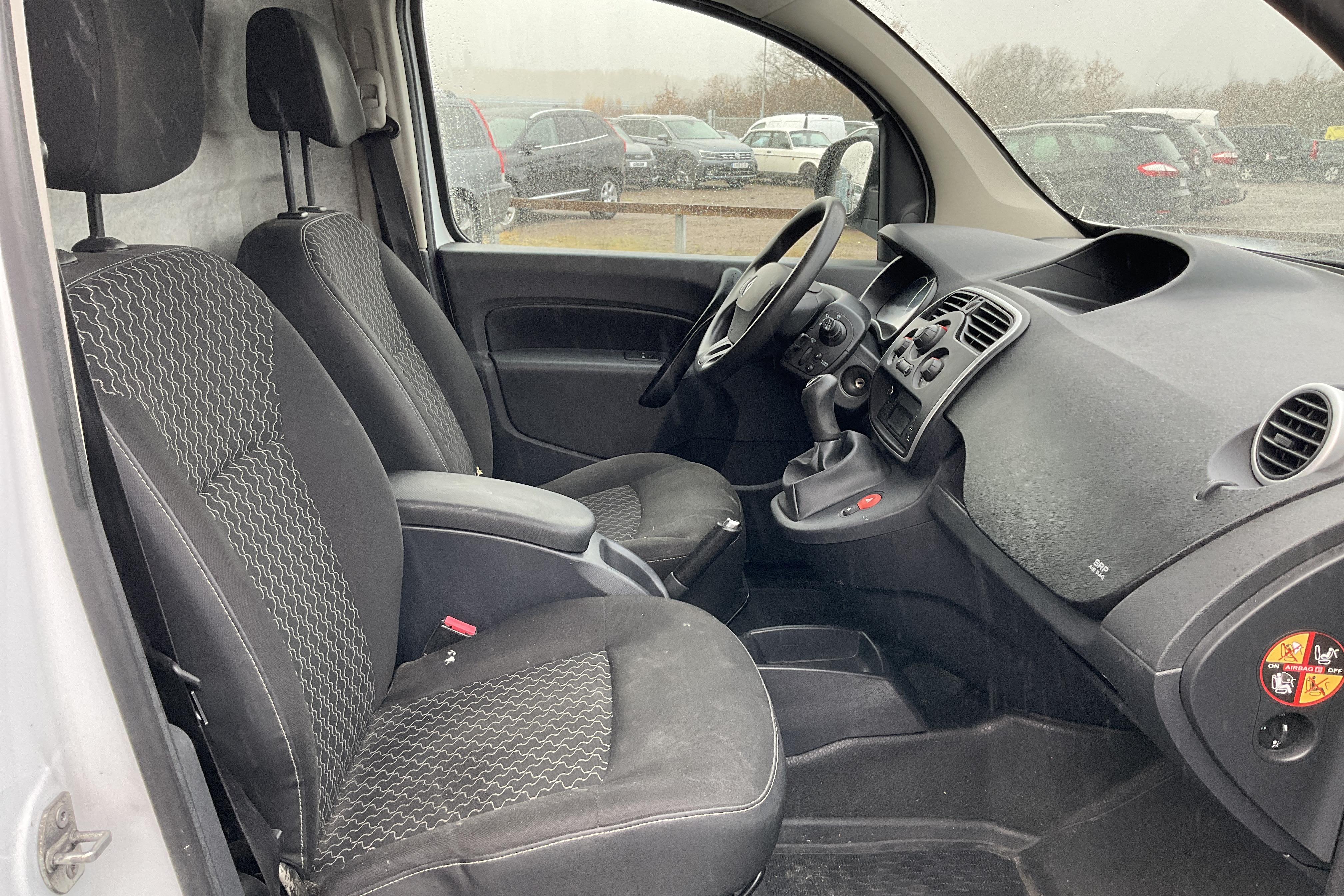 Renault Kangoo 1.5 dCi Maxi skåp (90hk) - 118 140 km - Käsitsi - valge - 2017