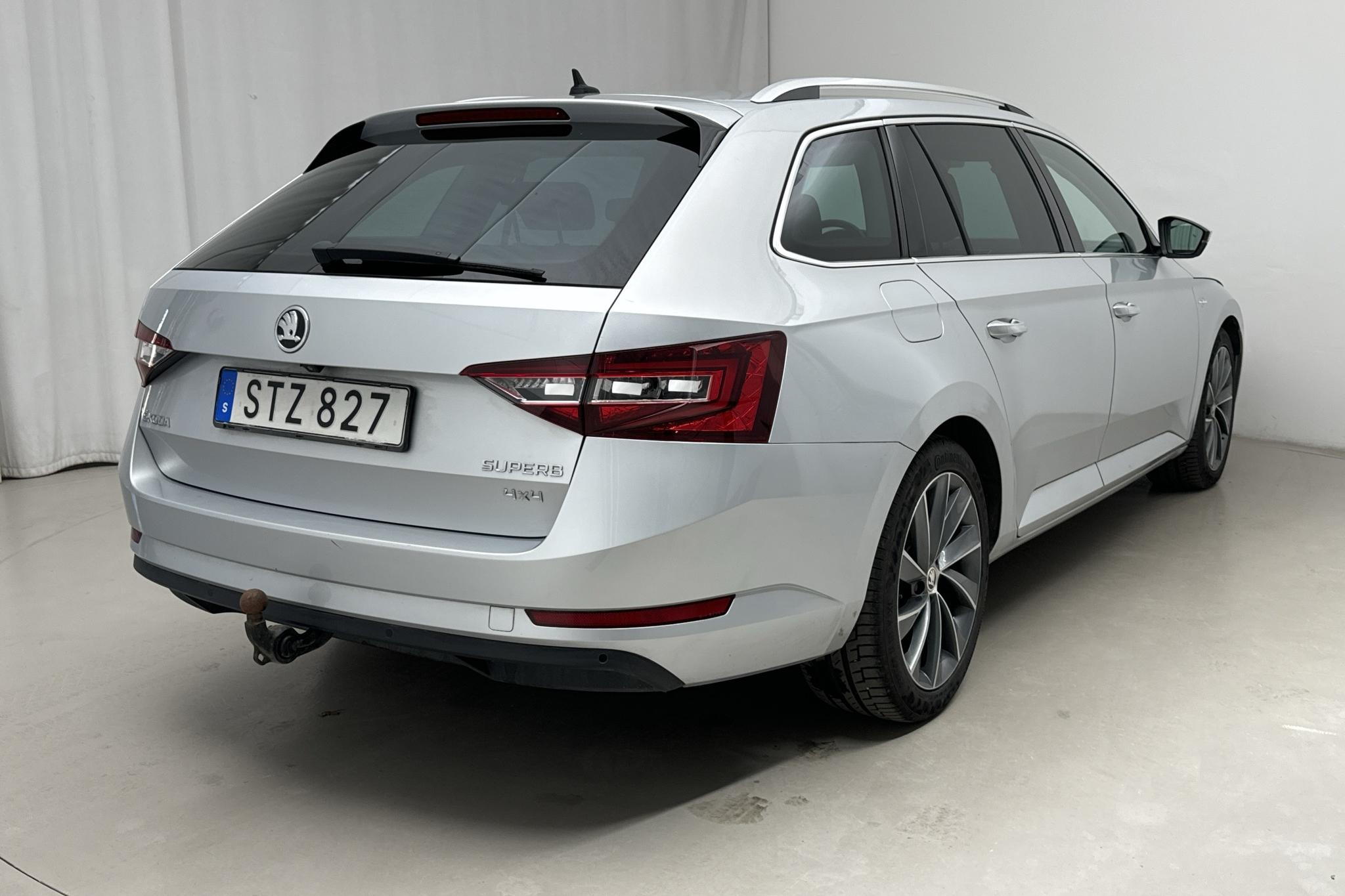 Skoda Superb 2.0 TDI 4x4 Kombi (190hk) - 77 960 km - Automaatne - hõbe - 2019