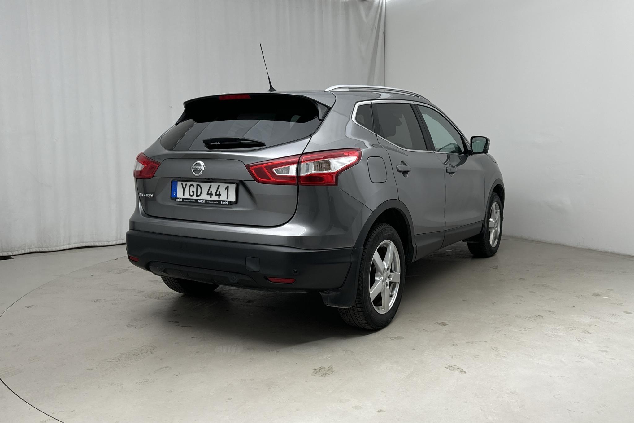 Nissan Qashqai 1.2 (115hk) - 102 910 km - Käsitsi - hall - 2017